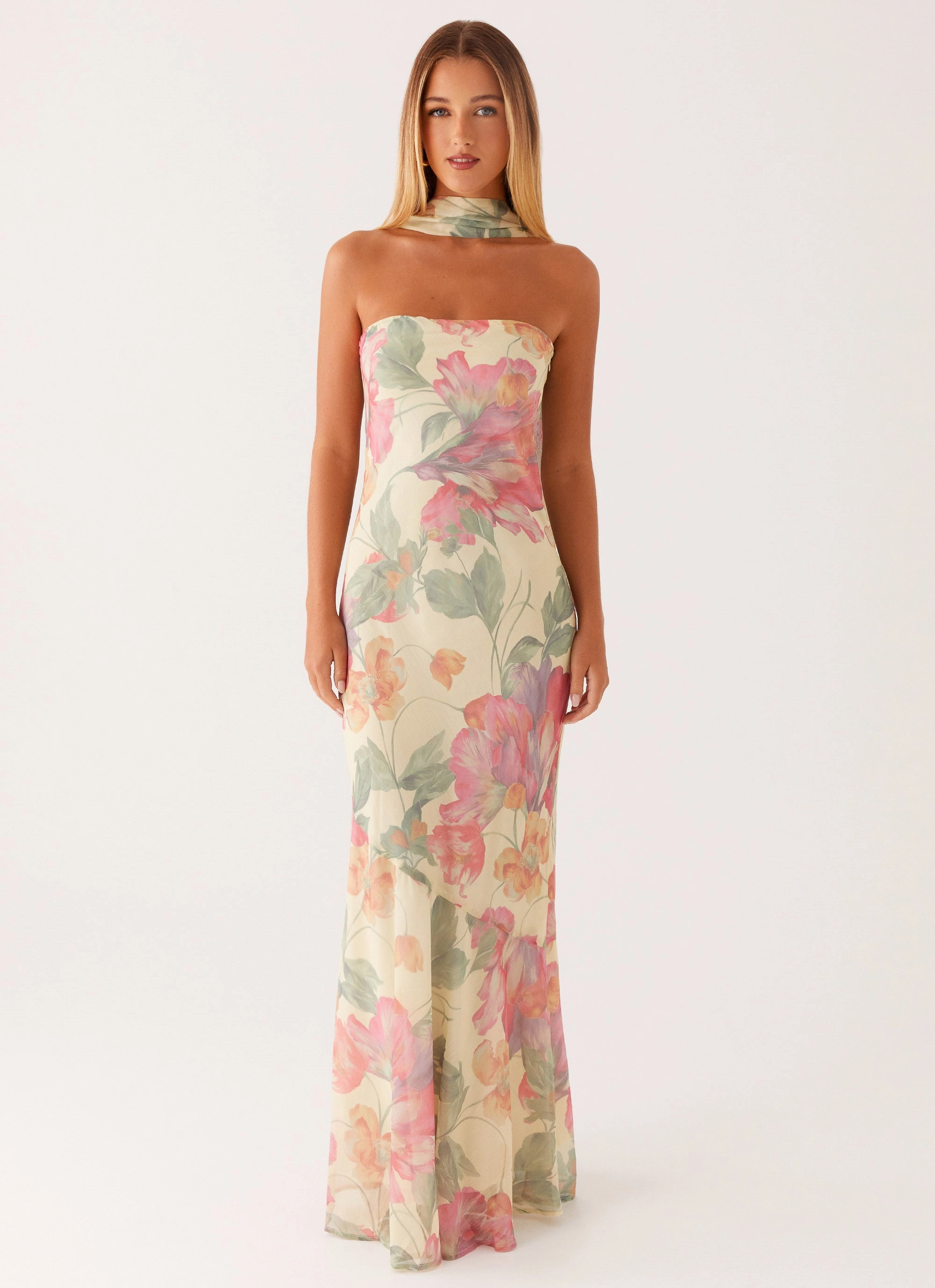 Sleek Waist Design Fit Under The Pagoda Maxi Dress - Yellow Peony