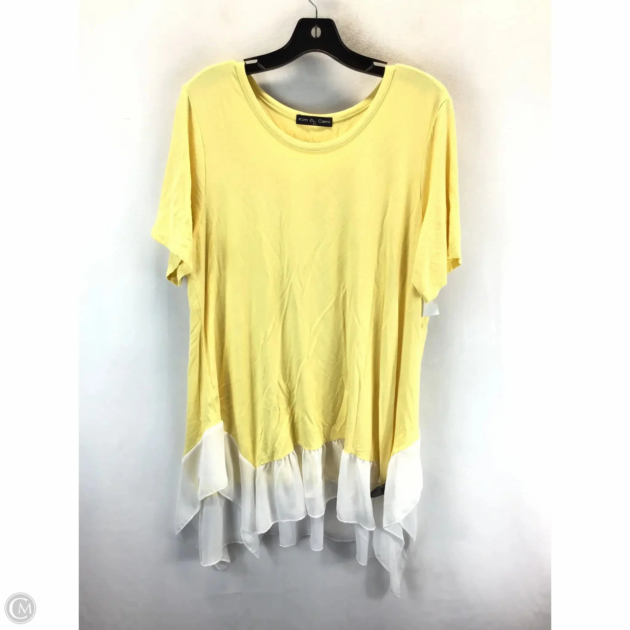 Quick Wear Top Short Sleeve By Kim & Cami In White & Yellow, Size: 2x