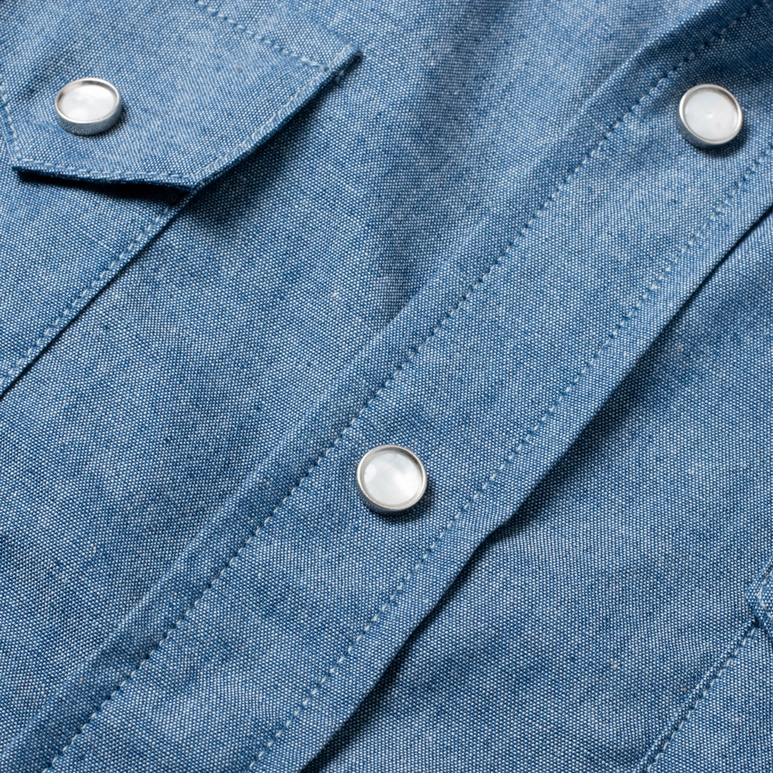 Temperature Regulating Sawtooth Westerner Chambray