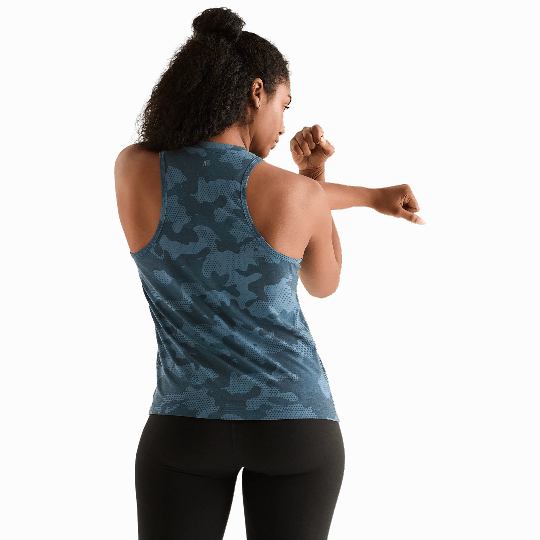 Relaxed Top NonIrritatingSeams Women's Camo NOBULL High-Neck Tank