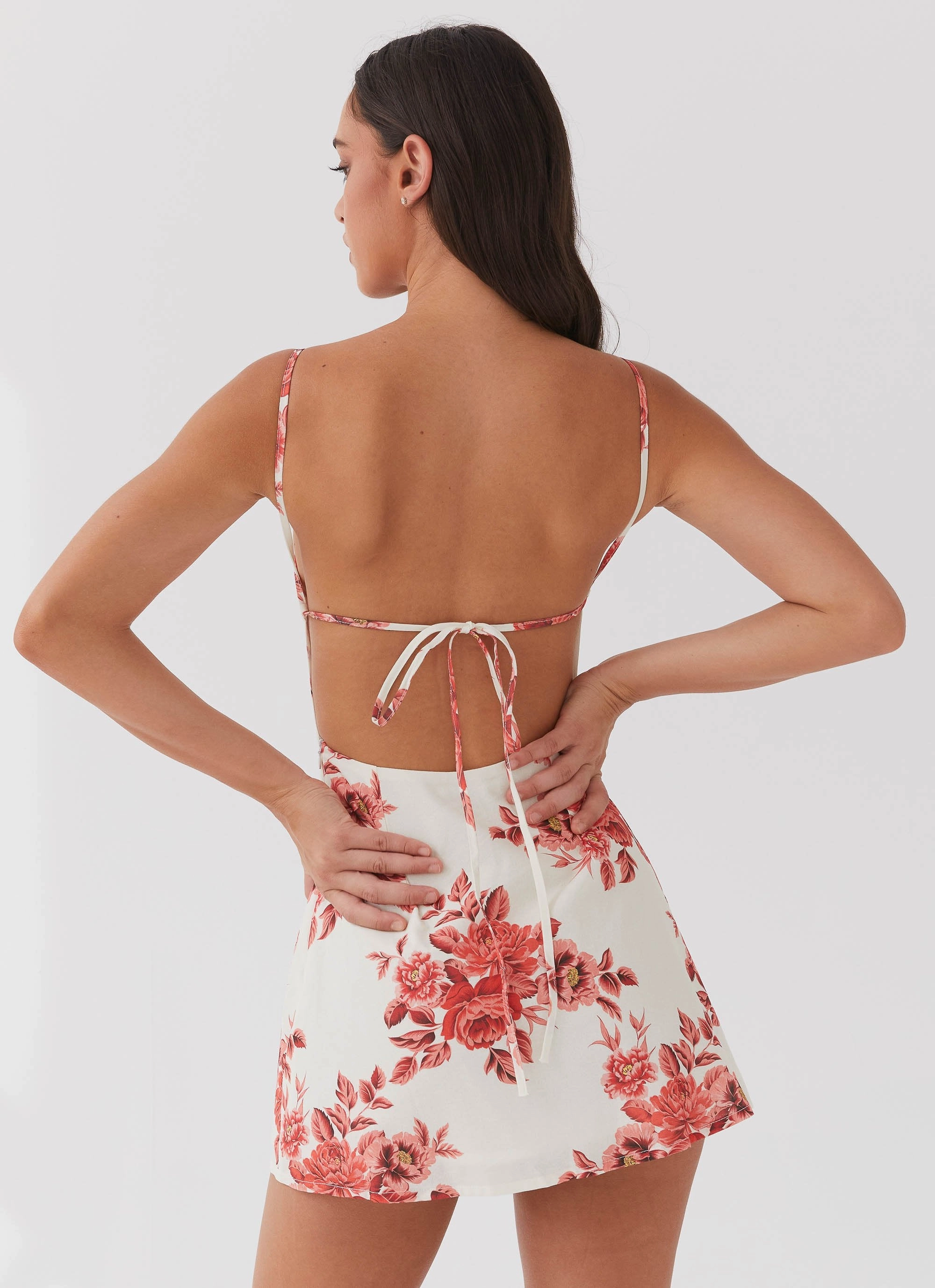 Cindi Linen Mini Dress - Rosa Floria Layered Design Street Vibe