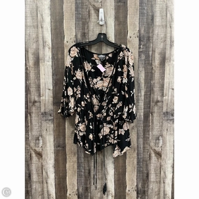 Top Short Sleeve By Angie In Multi-colored, Size: 1x Effortless Look