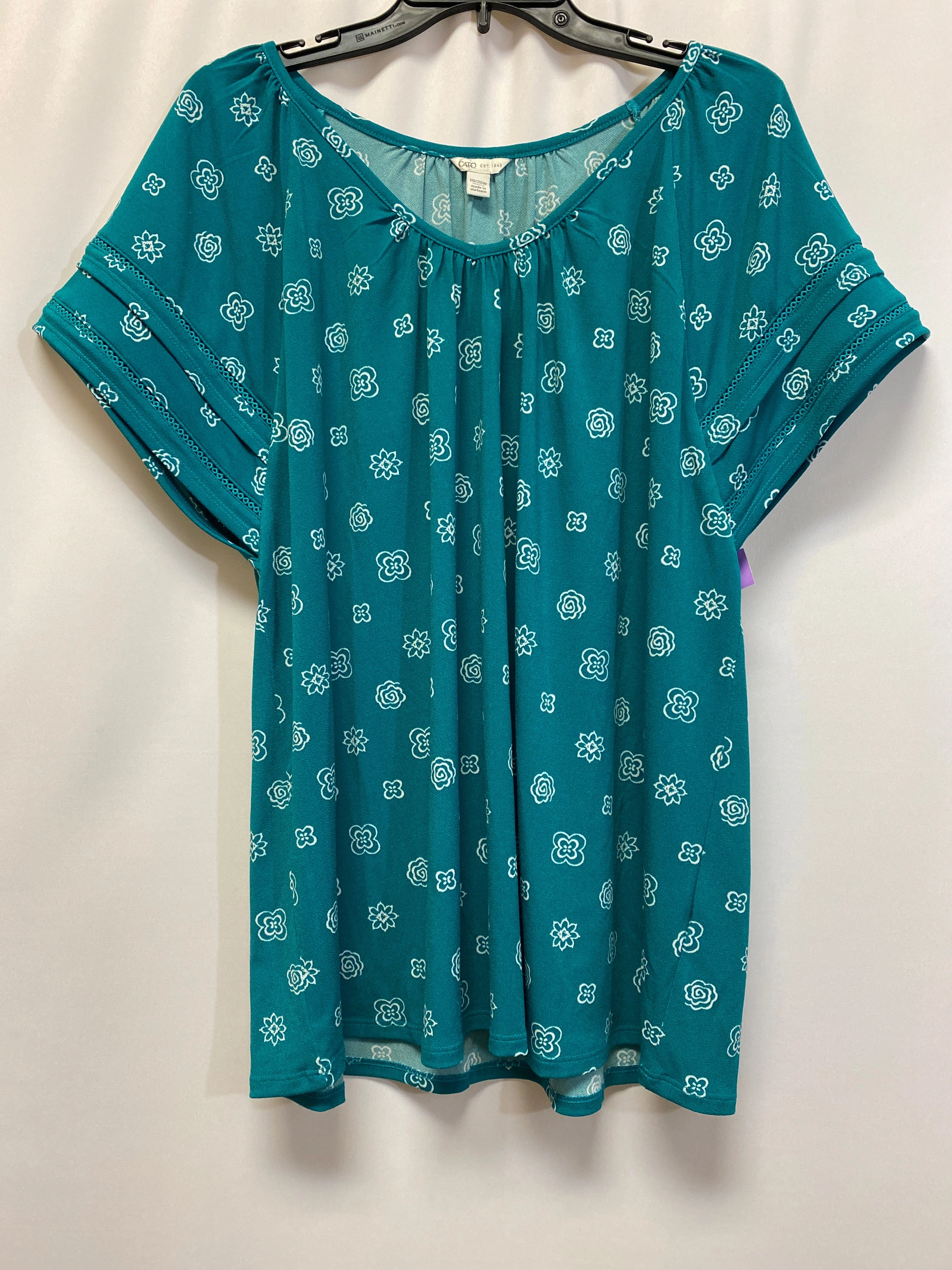 Green Top Short Sleeve Cato, Size 1x Taped Neckline Comfort Fit