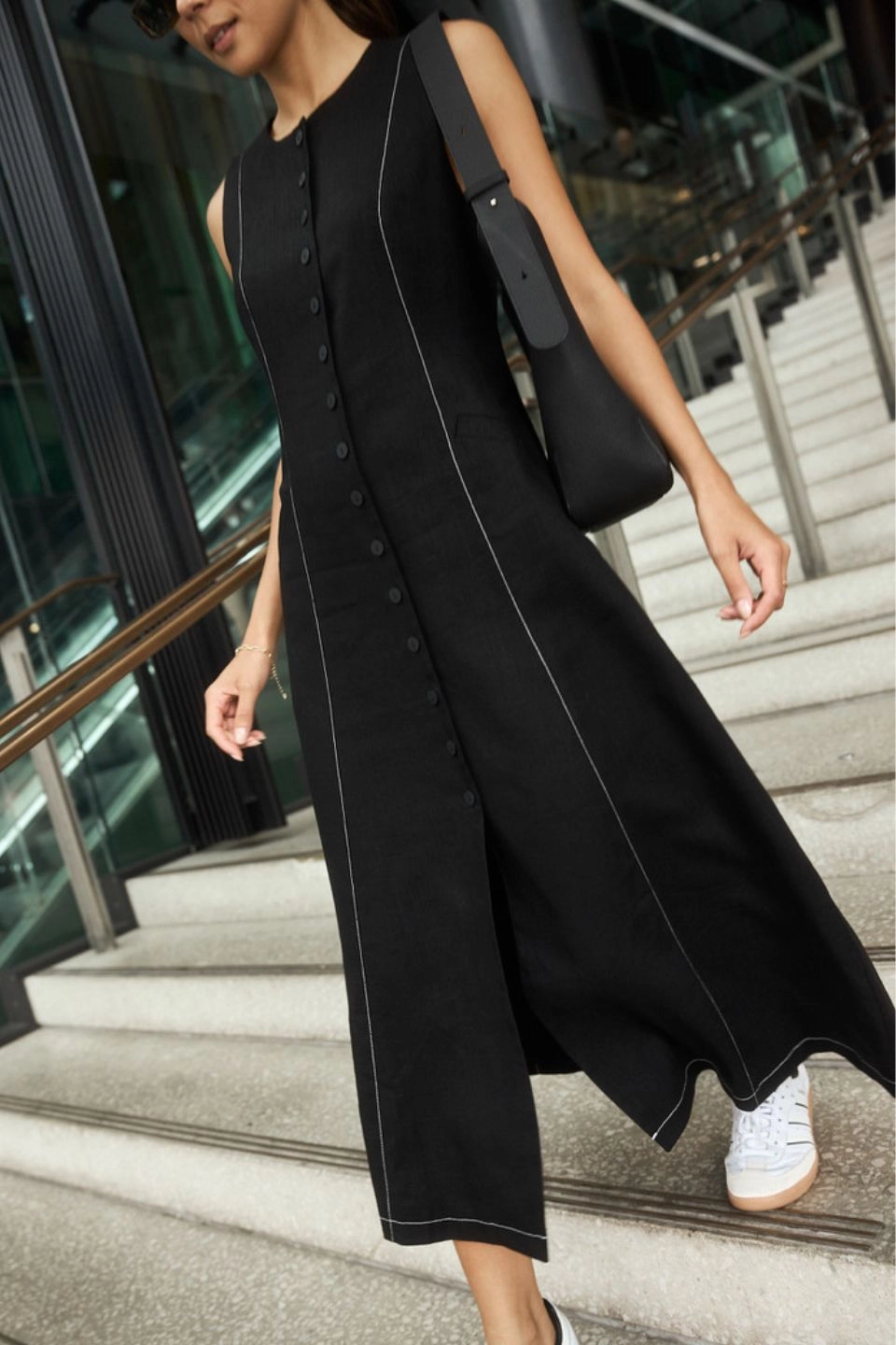 Minimalist Trimmings Weapon - mounting Guide Black Contrast Stitch Maxi Vest Dress