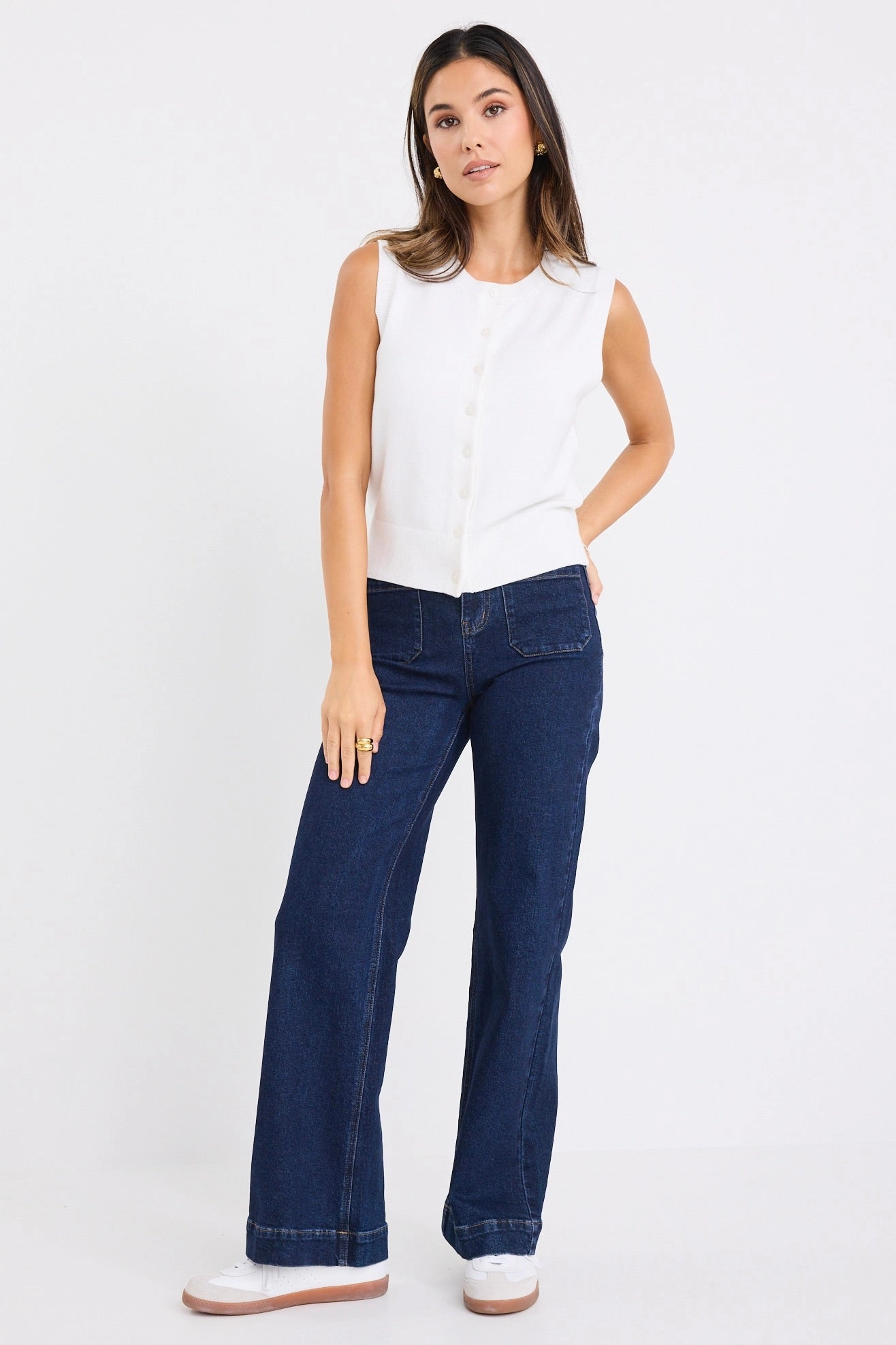 low - maintenance Adjustable Cuffs Alleyway Cream Lightweight Soft Knit Crewneck Vest Top