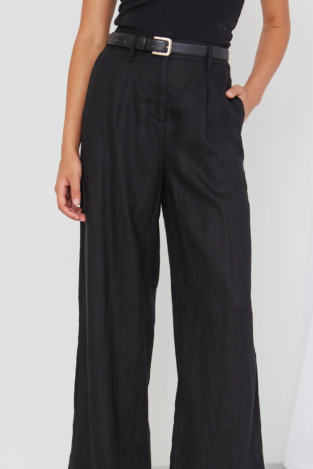 Island Black Linen Pleat Front Wide Leg Pant Eco Friendly Fabric Breath Fit