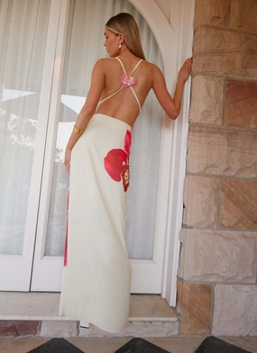 Island Girl Maxi Dress - Yellow Skin Tone