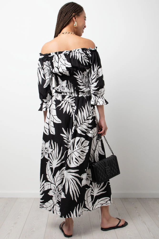 Casual Long Sleeve Earthy Tone Colorways Leaf Off The Shoulder Three  Quarter Sleeve Top Black