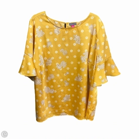 Top Short Sleeve By Vince Camuto In Yellow, Size: 2x Outdoor Sports Classic Outfit Style