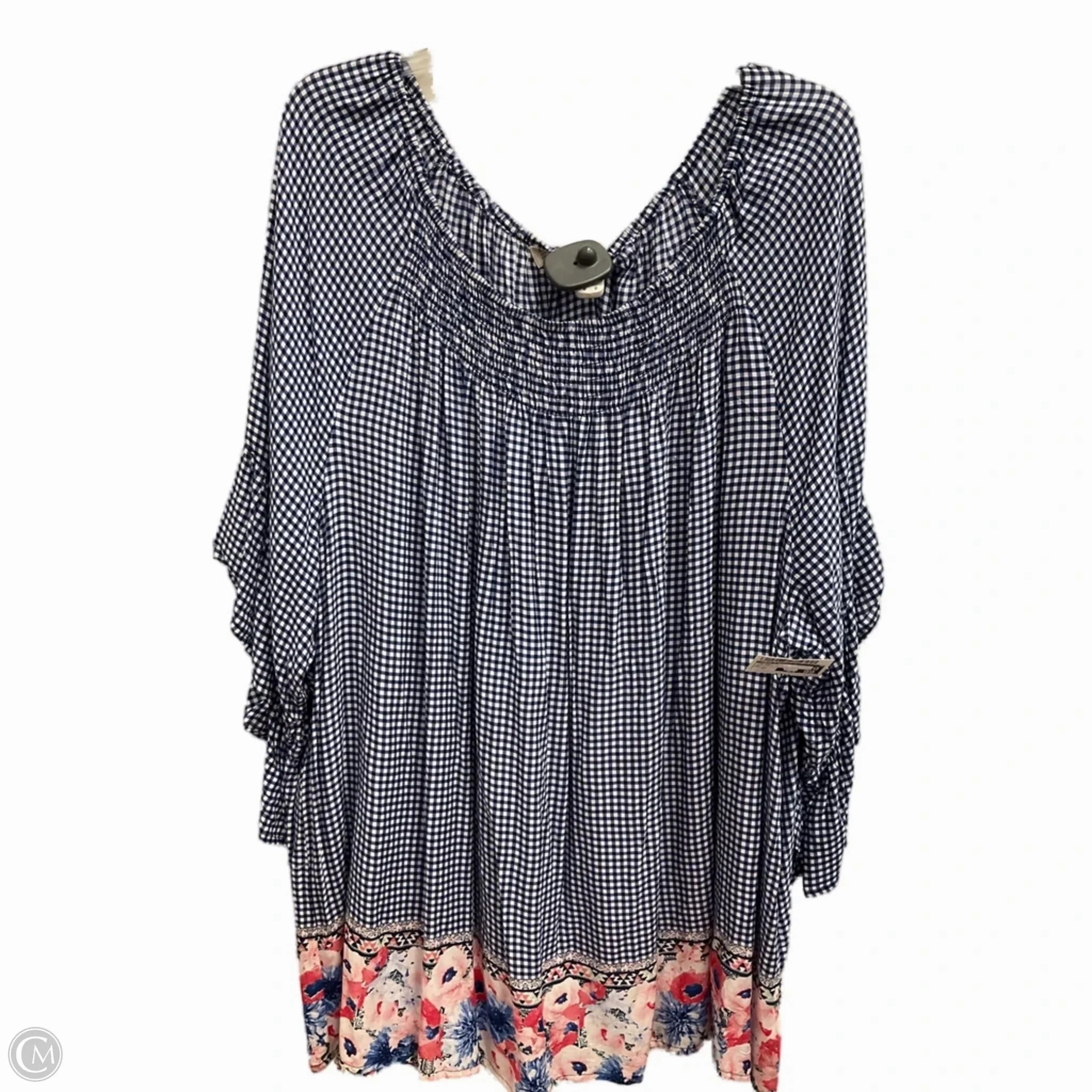 V-Neck Top Short Sleeve By Terra & Sky In Checkered Pattern, Size: 3x