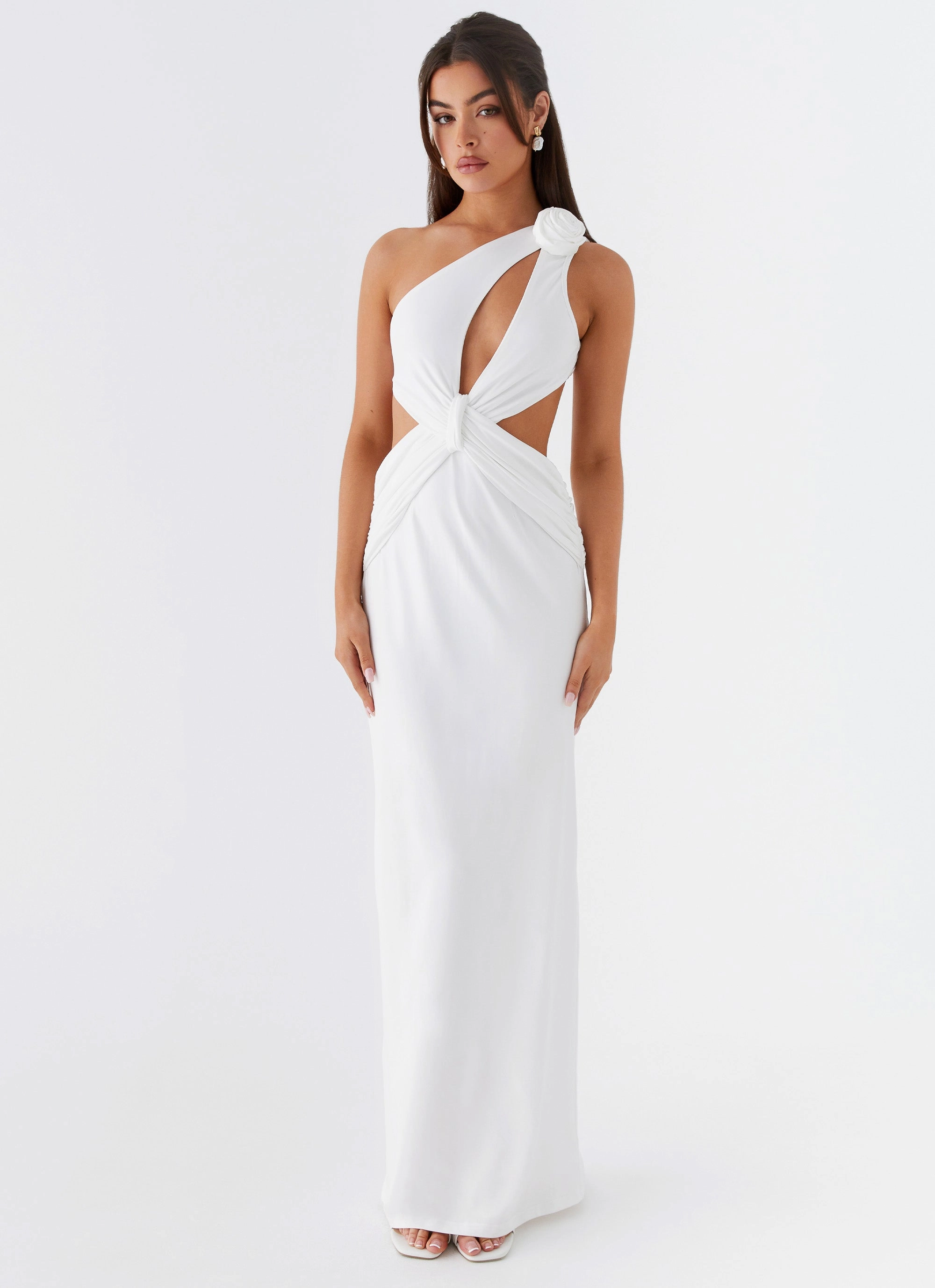 Vibrant Edge Romance Glow Lovesome Rosa Maxi Dress - White
