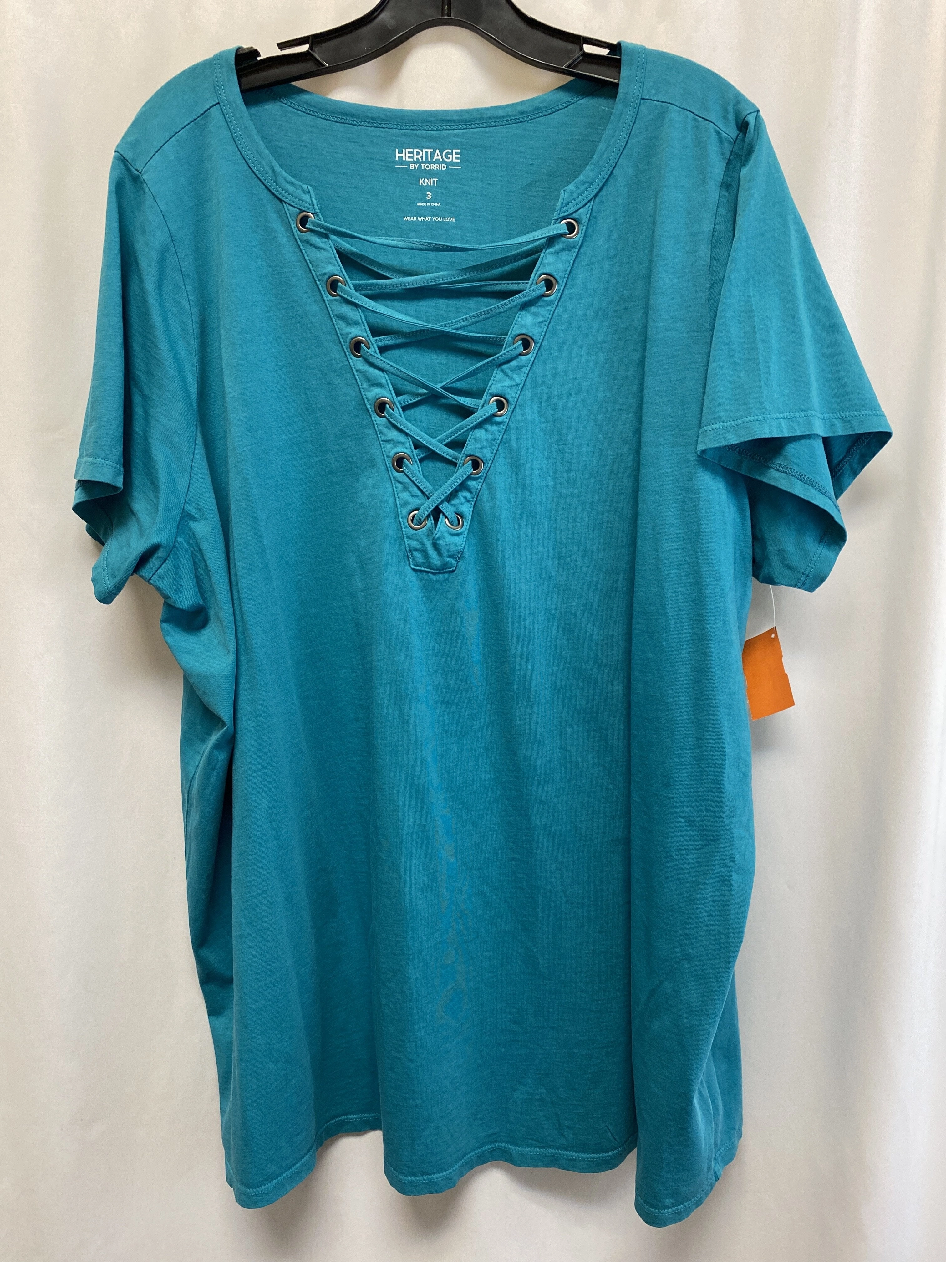 Top Short Sleeve By Torrid  Size: 3x Foam Print Detail