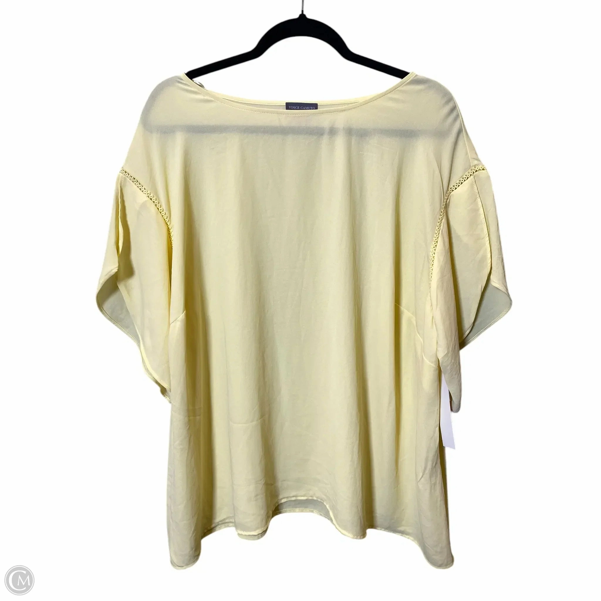 Top Short Sleeve By Vince Camuto In Yellow, Size: 2x ComfortFirst