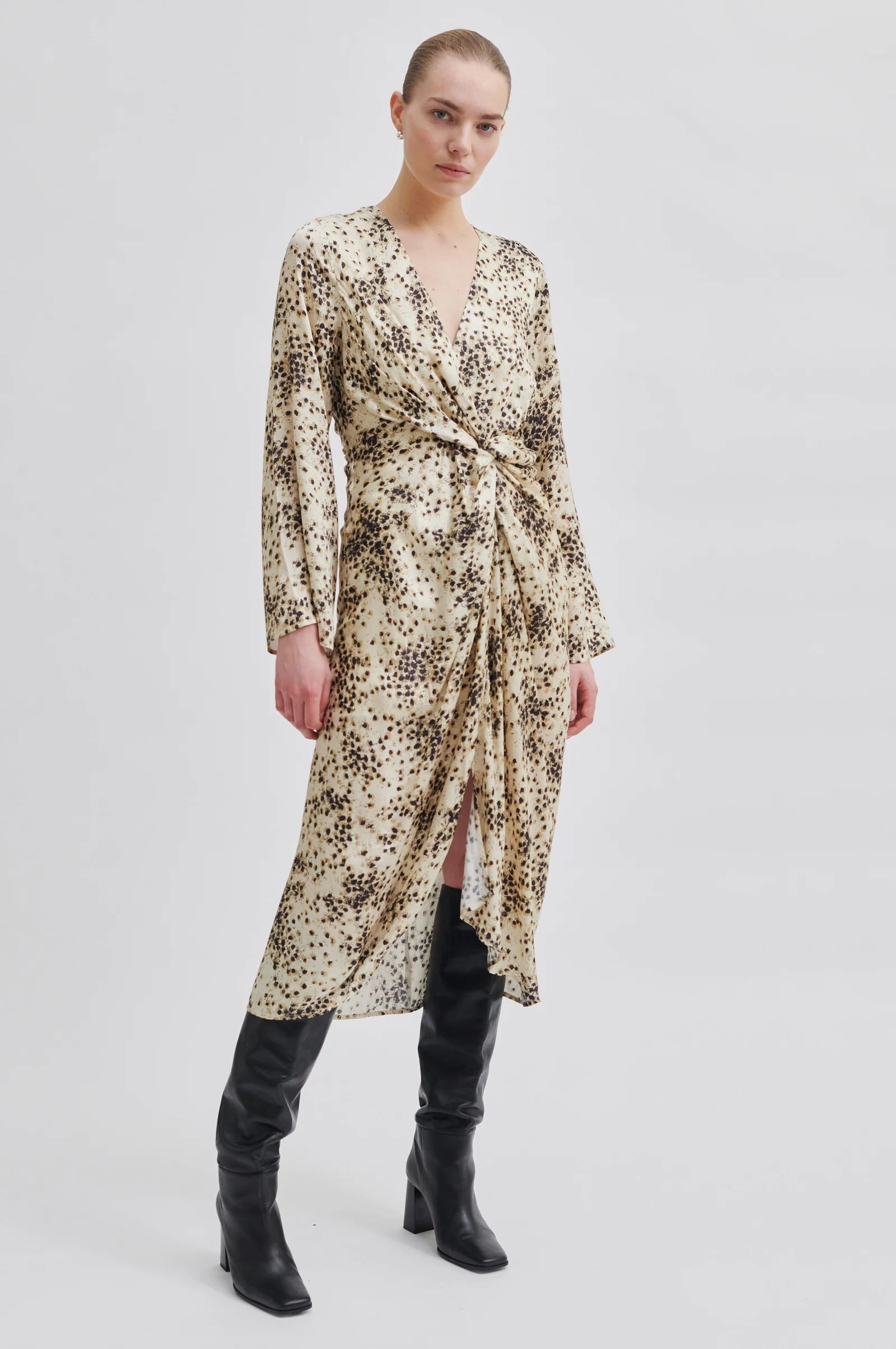 Airy Comfort SEC.F Anther Dress in Summer Sand