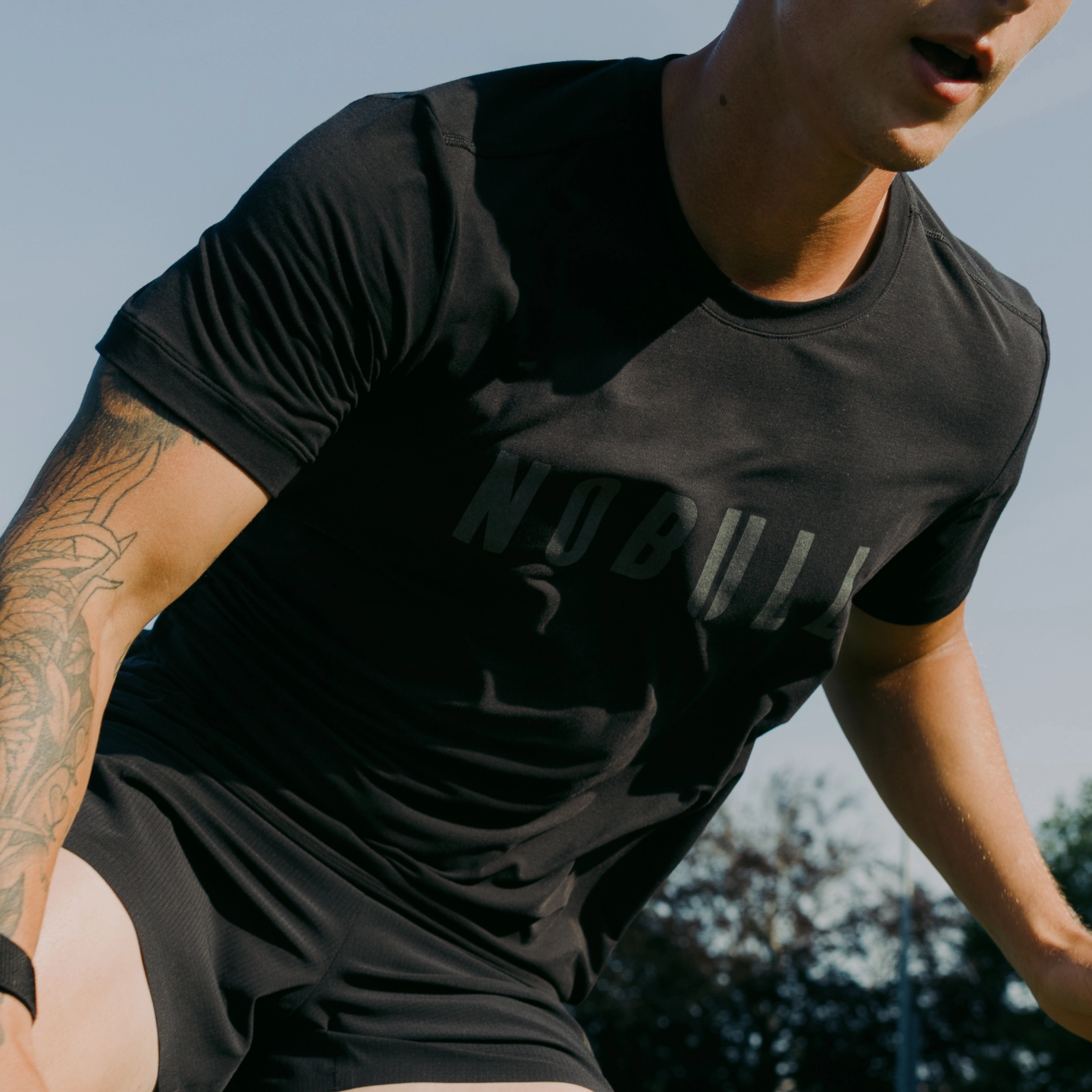 Comfortable Design Men's NOBULL Tee