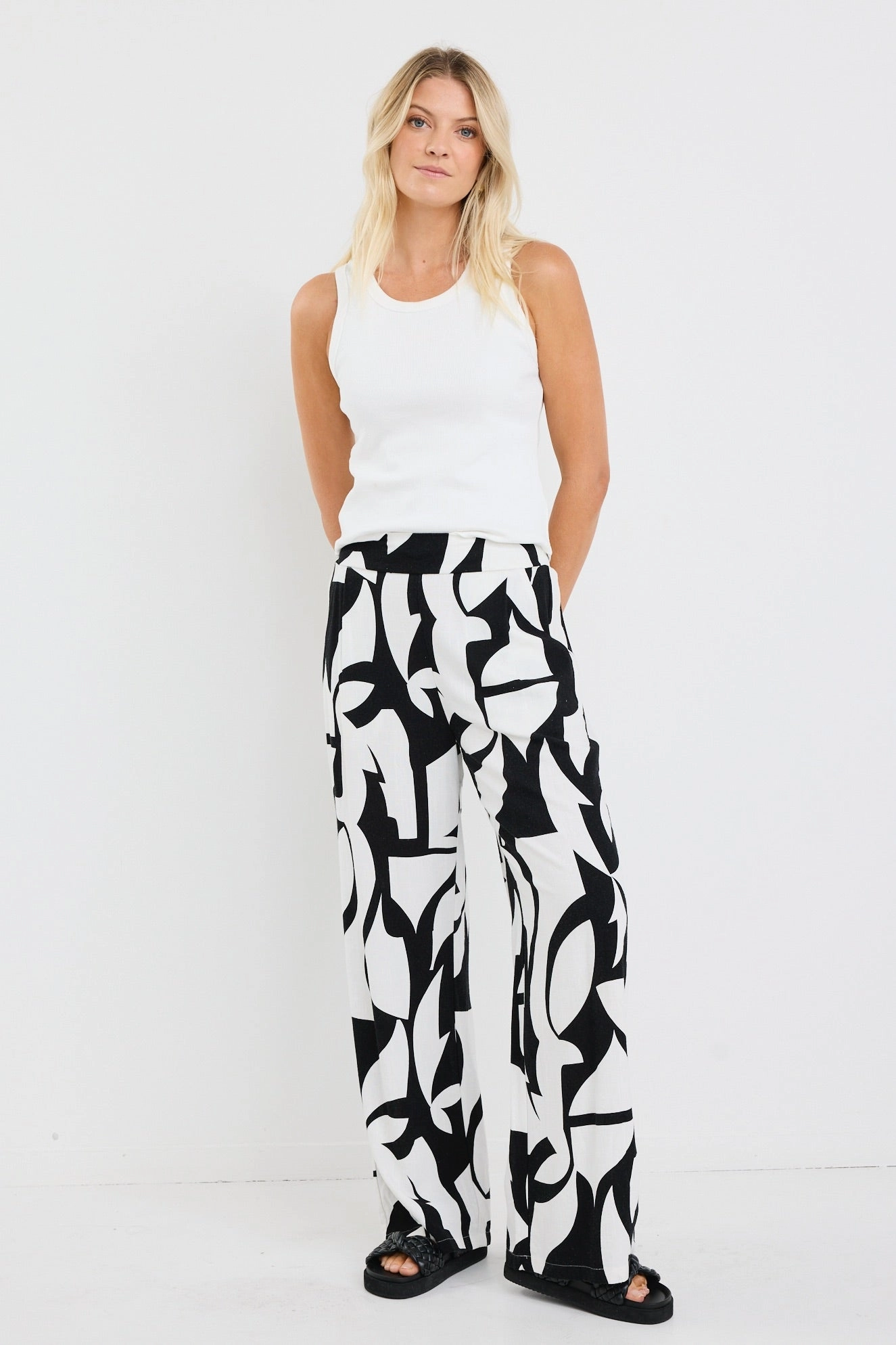 Ultra Soft Blend Modular Attachment Metropolitan Black Ivory Cutout Print Wide Leg Pants