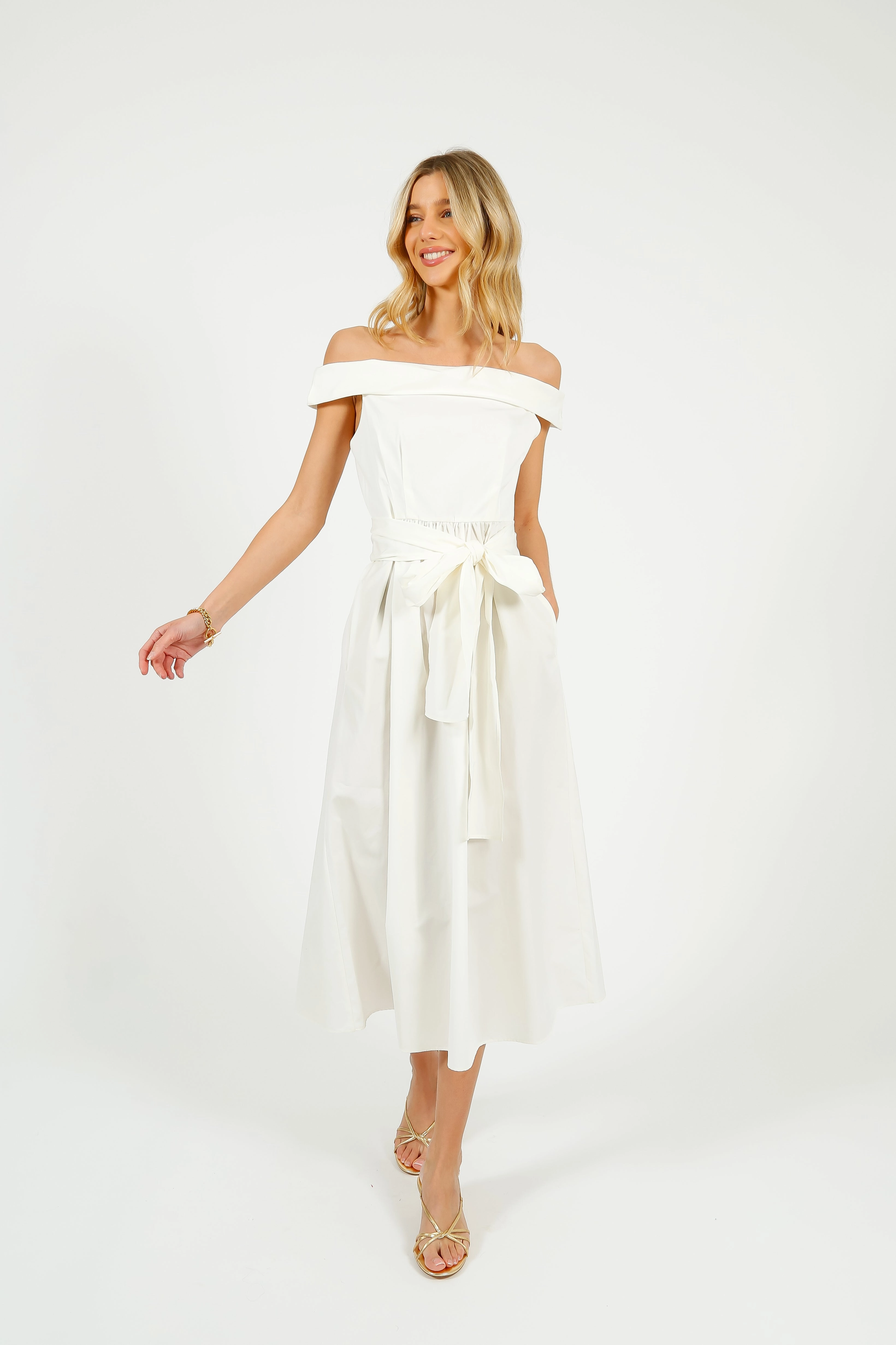 Elegant Wearable Edge Shape MM Prosit Dress in White