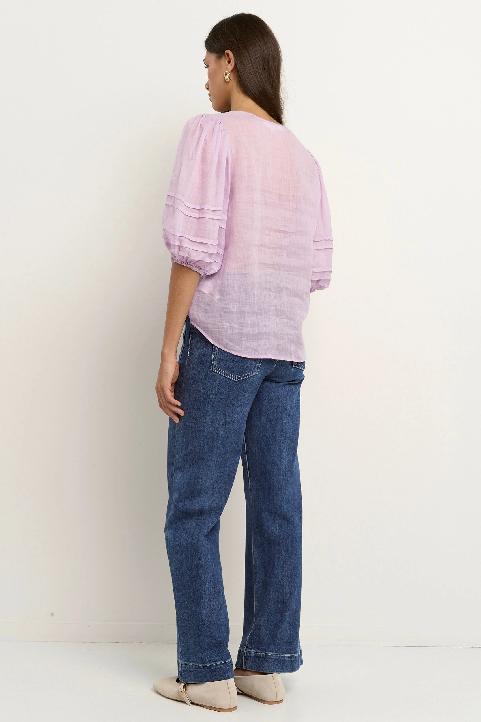 Active Wear Simple Cut Recall Lilac Ramie Pleat Sleeve Crew Top