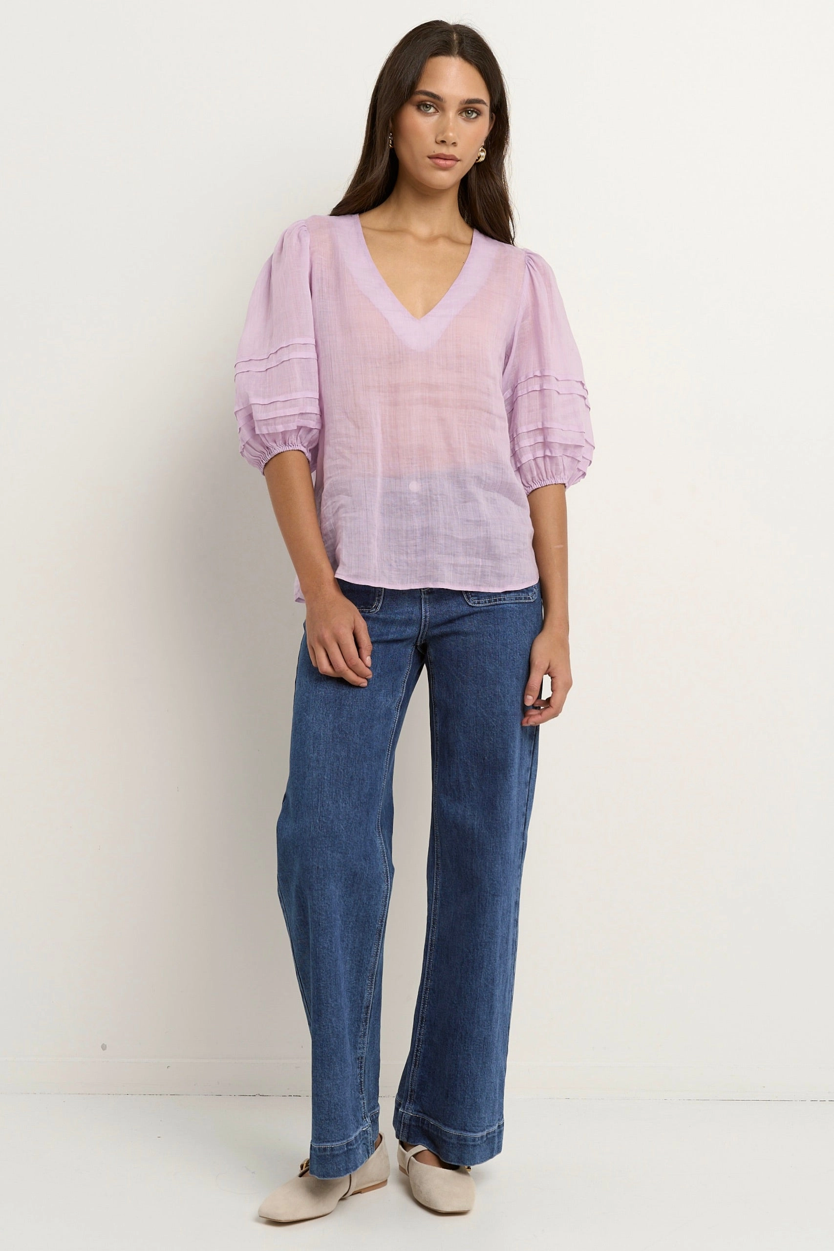 Recall Lilac Ramie Pleat Sleeve Crew Top Ribbed Neckline Non Closure Collar