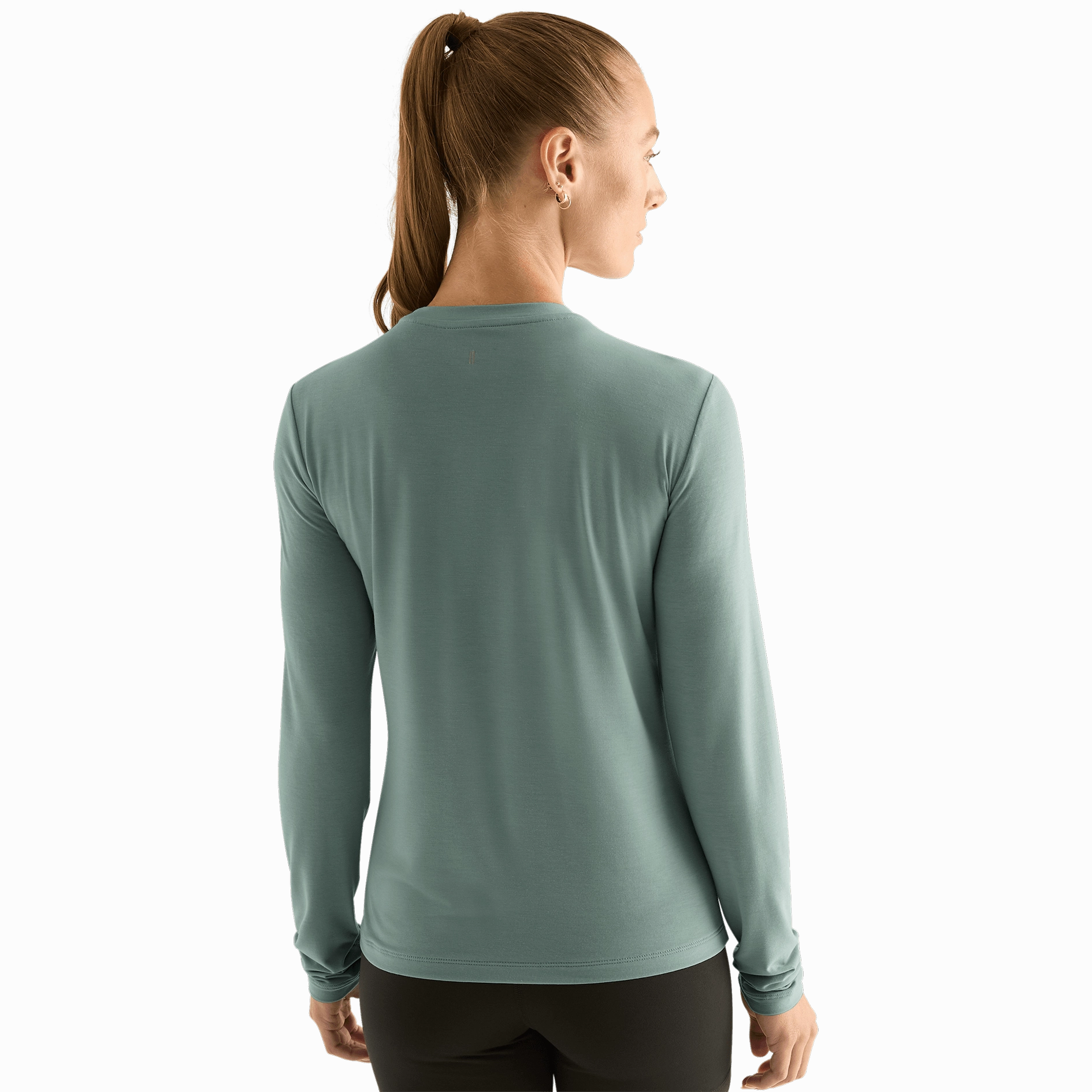 Noise Reducing Fabric Treatment Women's NOBULL Long Sleeve Tee