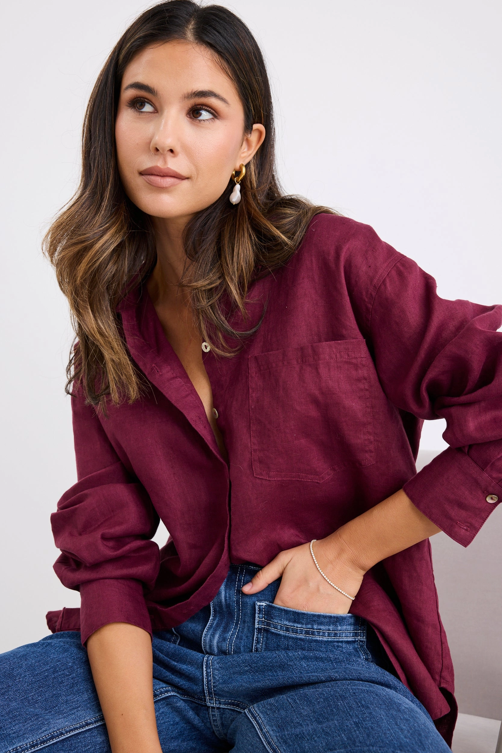 ReinforcedShoulderConstruction Optimum Burgundy Plum Linen Oversized Shirt