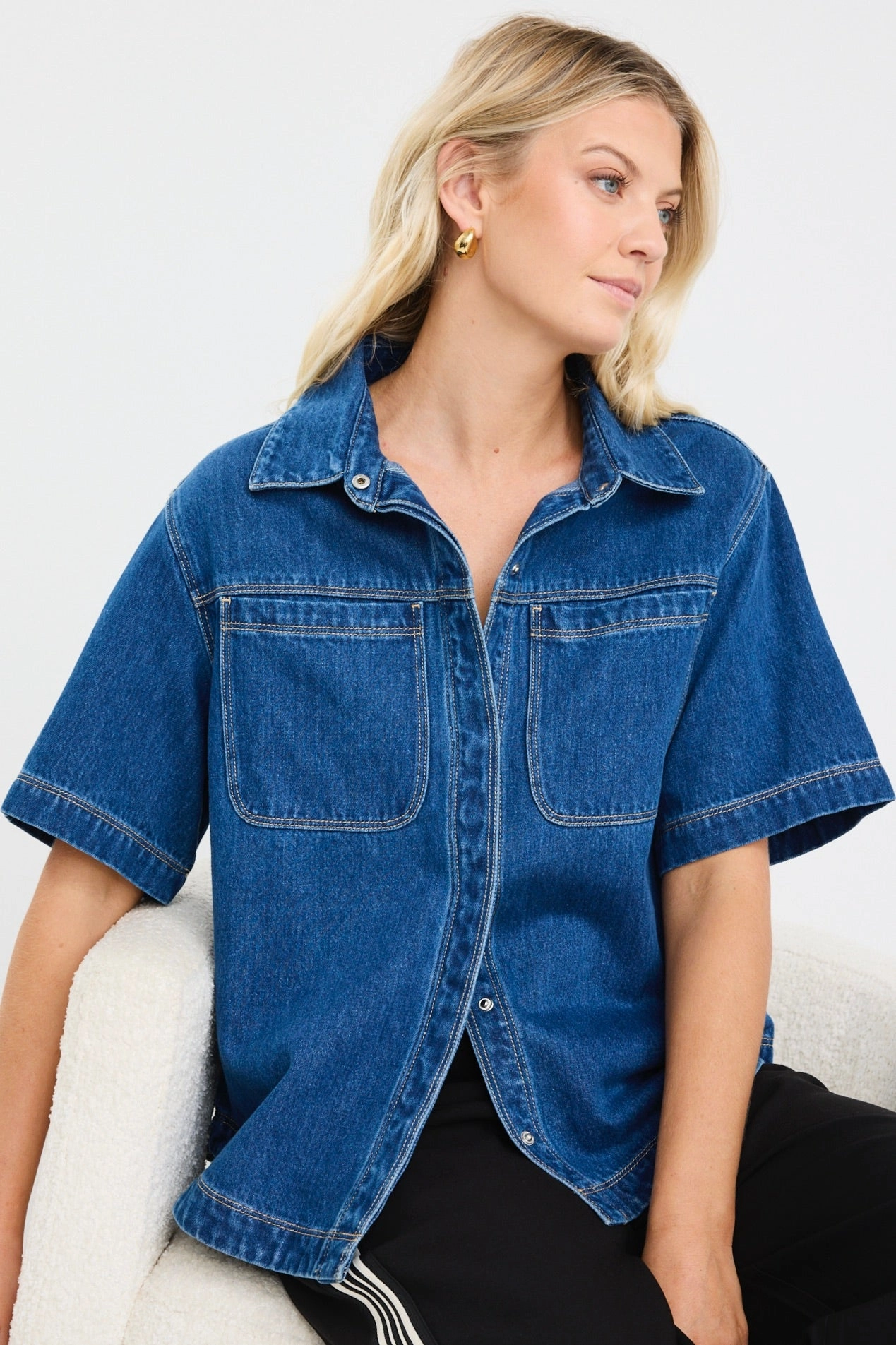 Crucial Storm Blue Denim Short Sleeve Shacket Tagless Labeling Chic Cardigan