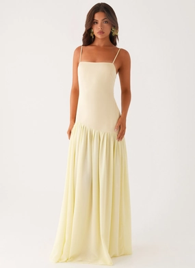 Asteria Maxi Dress - Yellow Minimal Motion Relaxed Comfort Look
