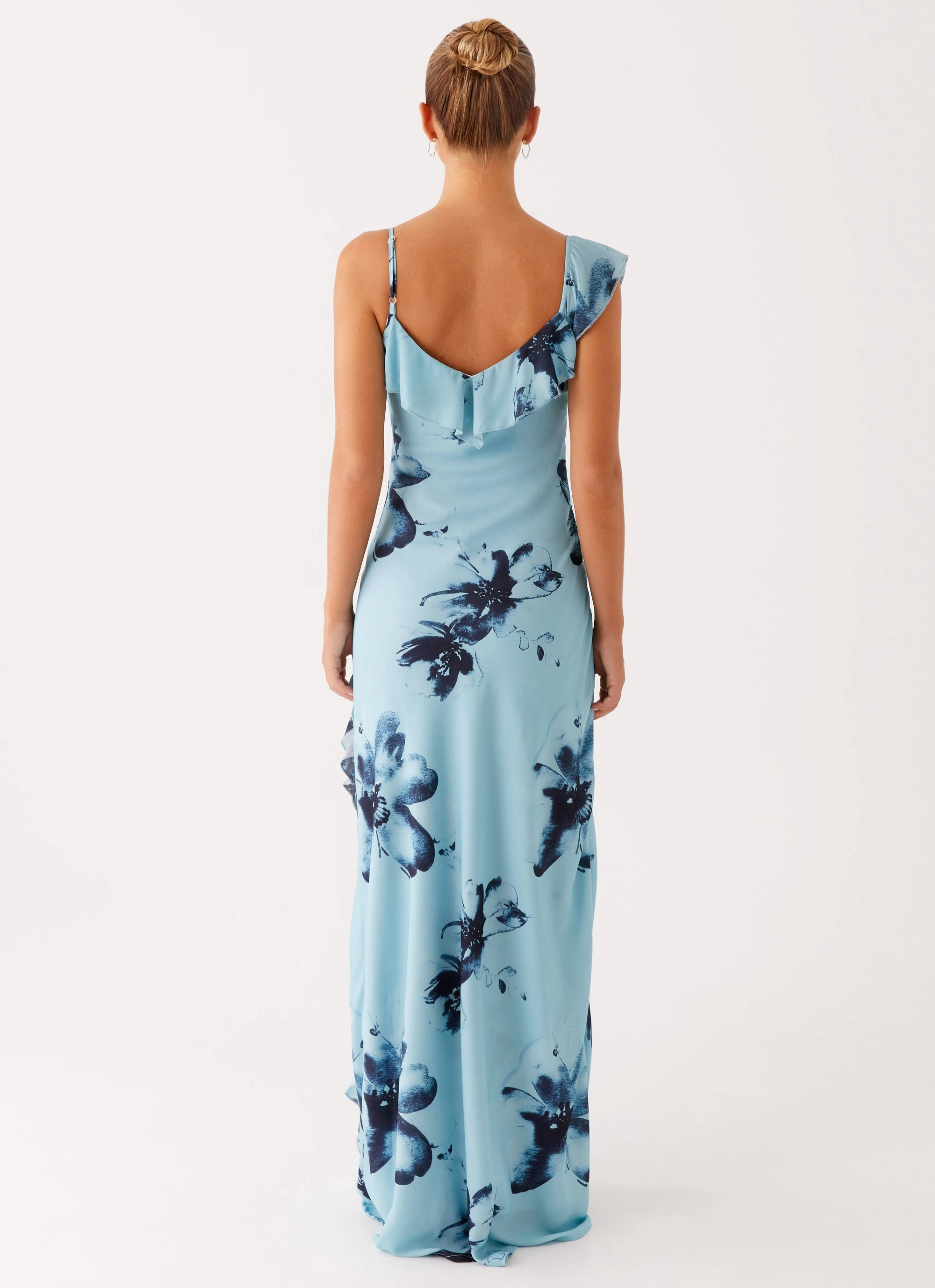 Goldsmith Maxi Dress - Blue Black Floral Relaxed Design