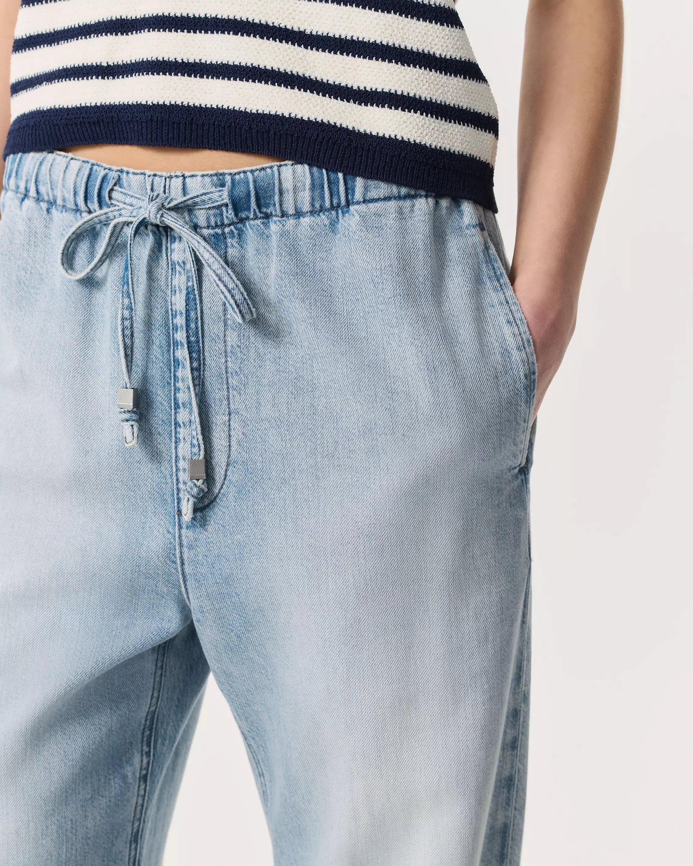 DurablePolyester WaterproofTechnology R&B Ultra Featherwight Logan Beach Pant in Kierra