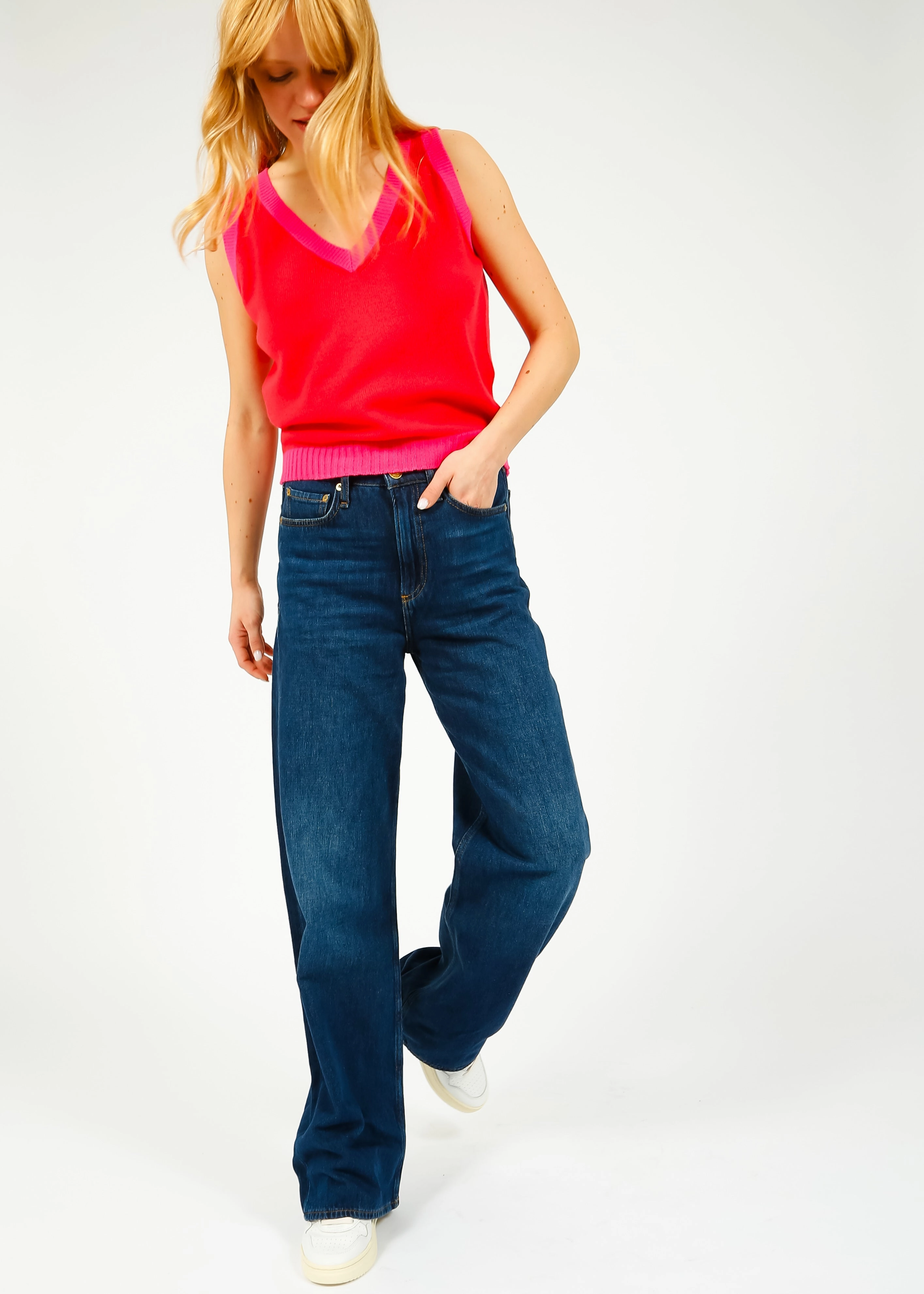 Neutral Casual Clean Shape Rag & Bone Logan Jeans in Annalise Logan Jeans in Annalise