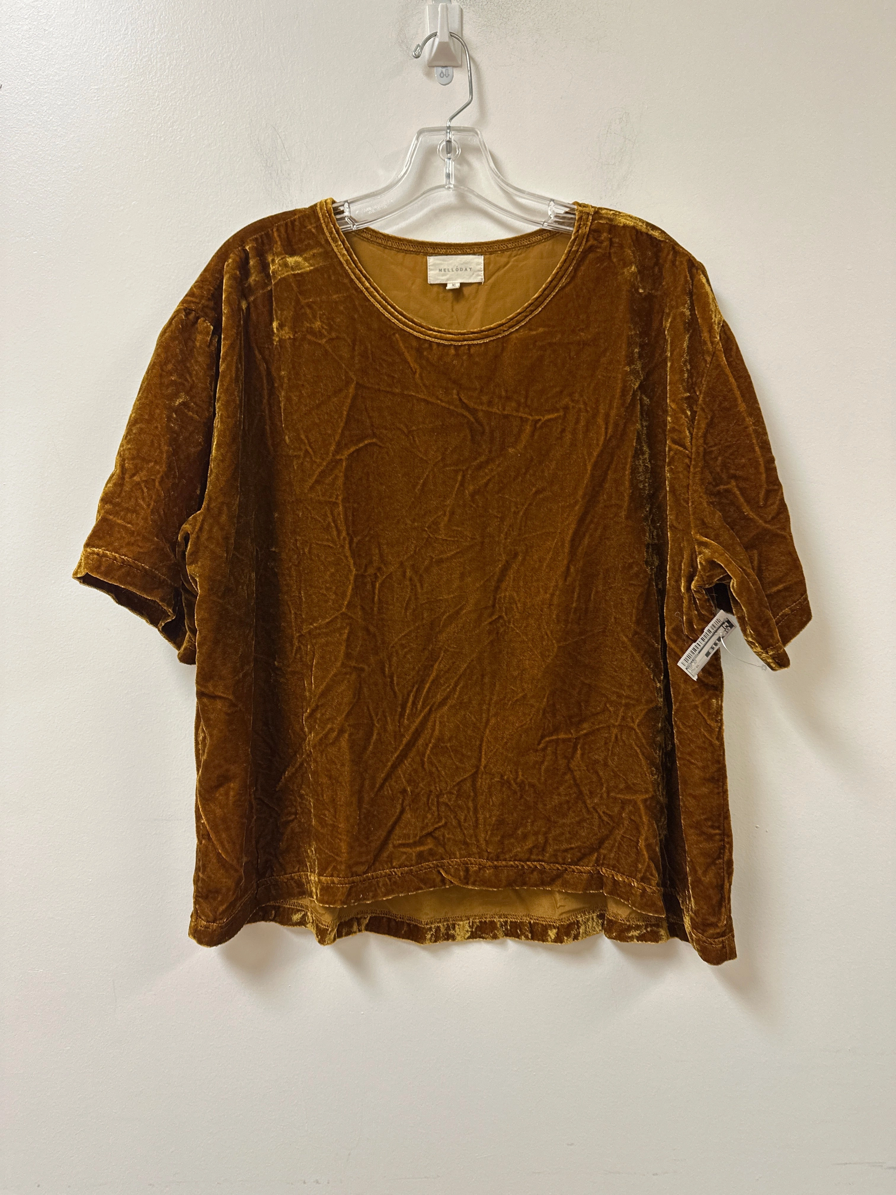 Top Short Sleeve By Melloday In Yellow, Size: Xl budget-friendly Casual Performance Fit