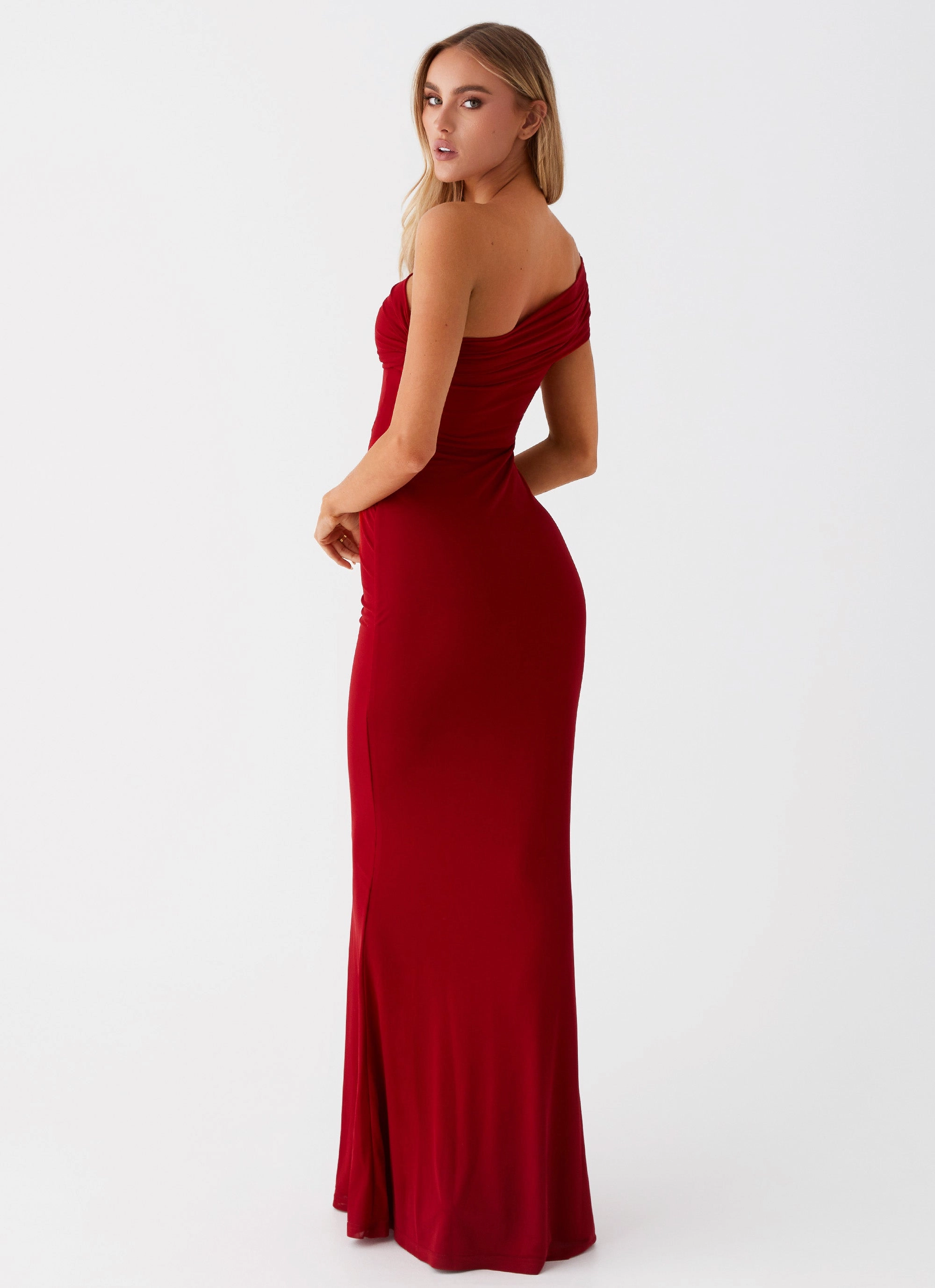 Reine Maxi Dress - Red Shade Soft