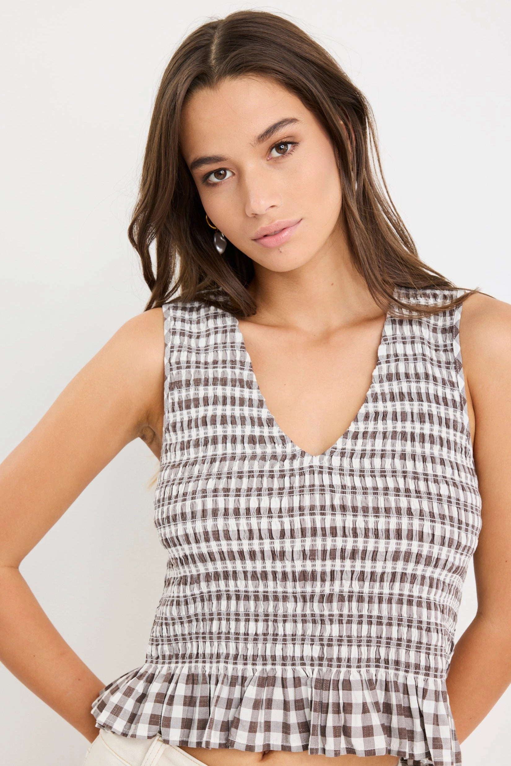 Acceptance Chocolate Gingham Sleeveless Shell Top Textured Fabric Finish Durable Binding
