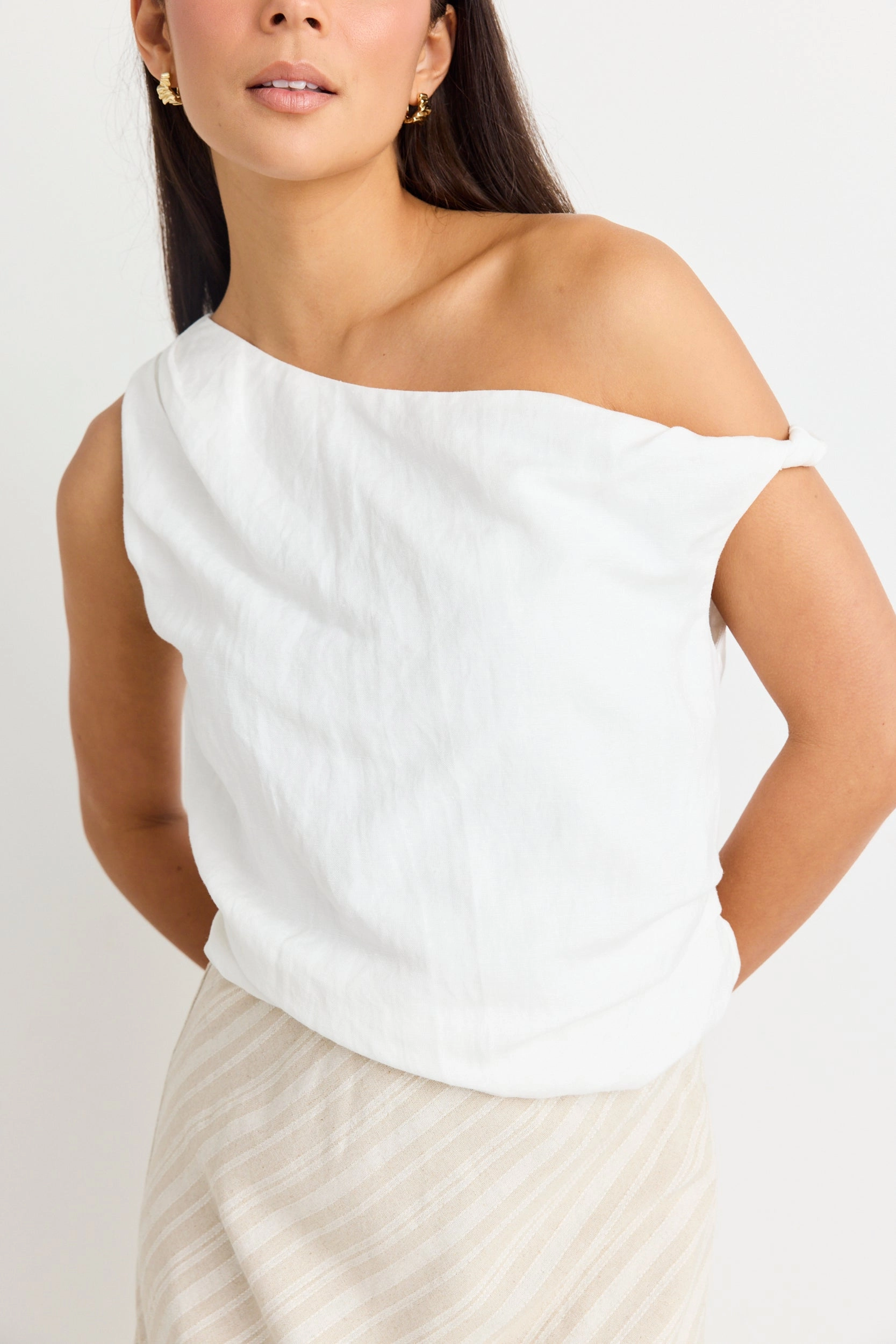 Revered Ivory Linen Blend Off Shoulder Sleeveless Top Breathable Mesh Back StaticResistant Material