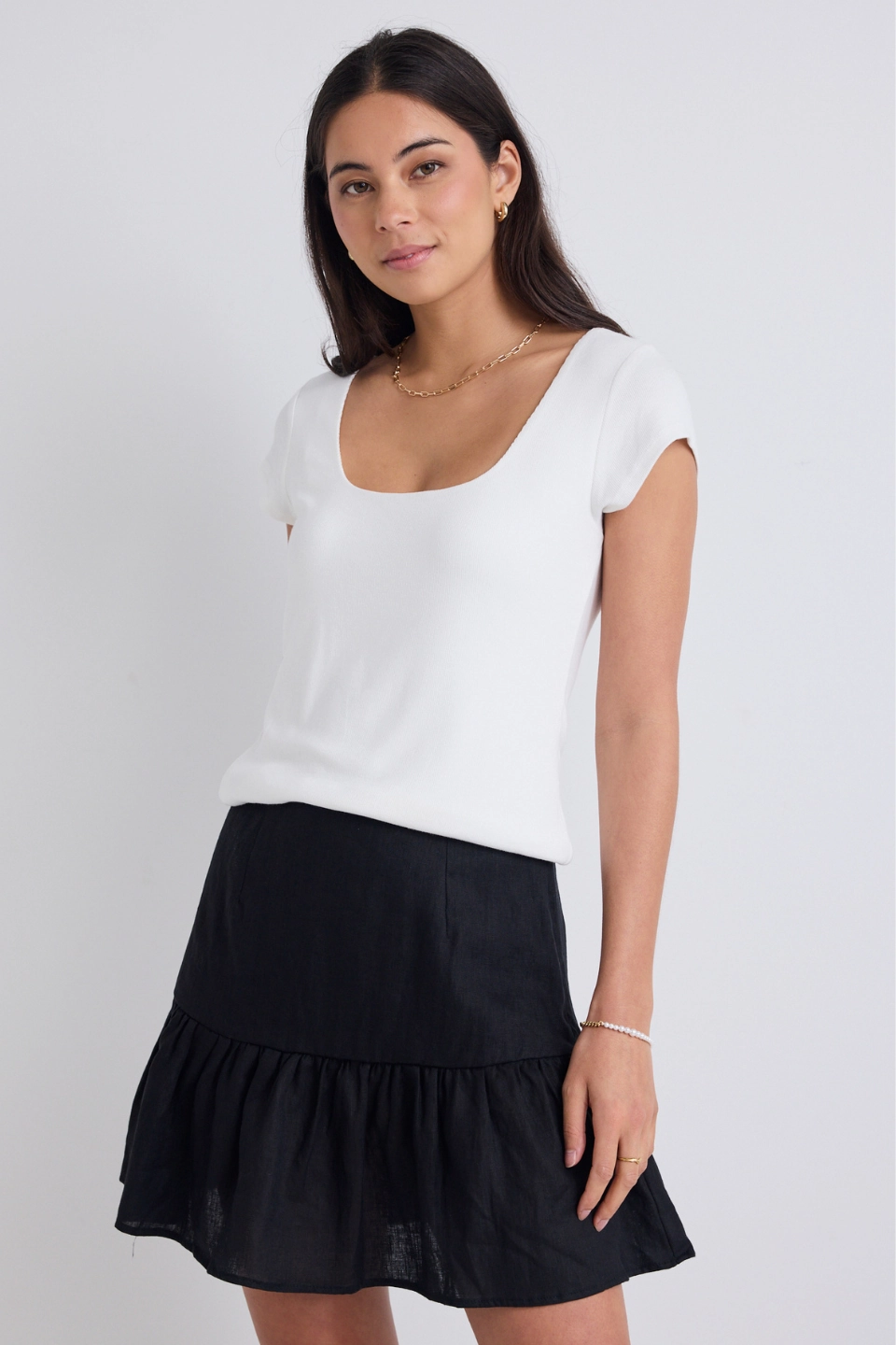 Minimal Touch Gentle Wear Revival Black Linen Tiered Mini Skirt