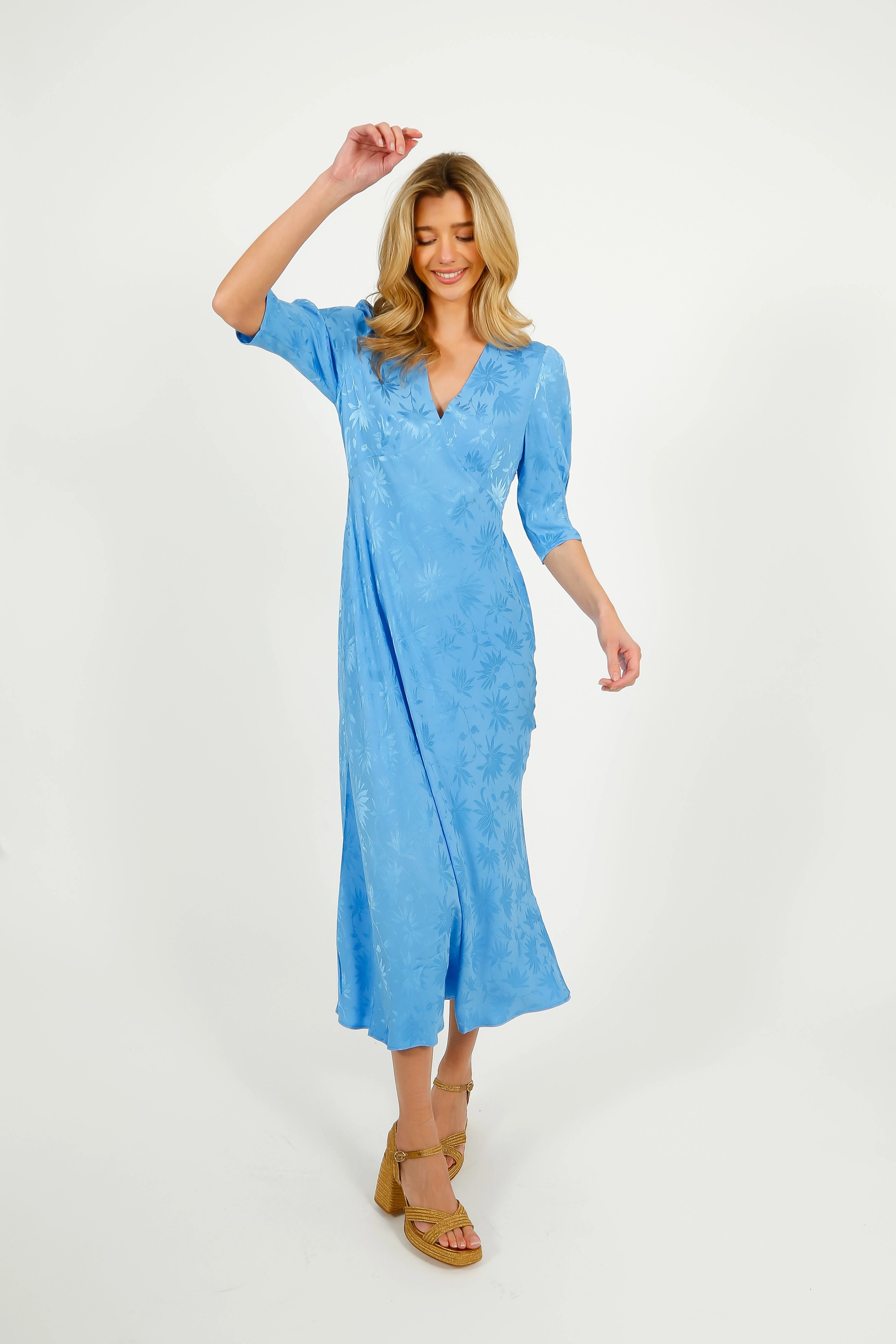 Soft Composition Pure Vibes RIXO Zadie Dress in Daisy Jacquard Blue