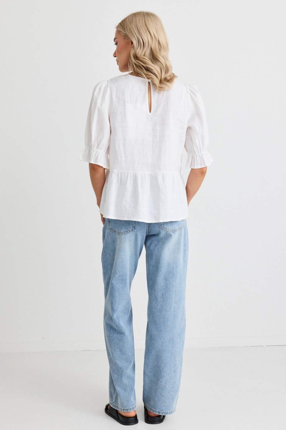 Roaming White Linen Crew Neck Peplum Top preshrunk Modular Pocket Layout