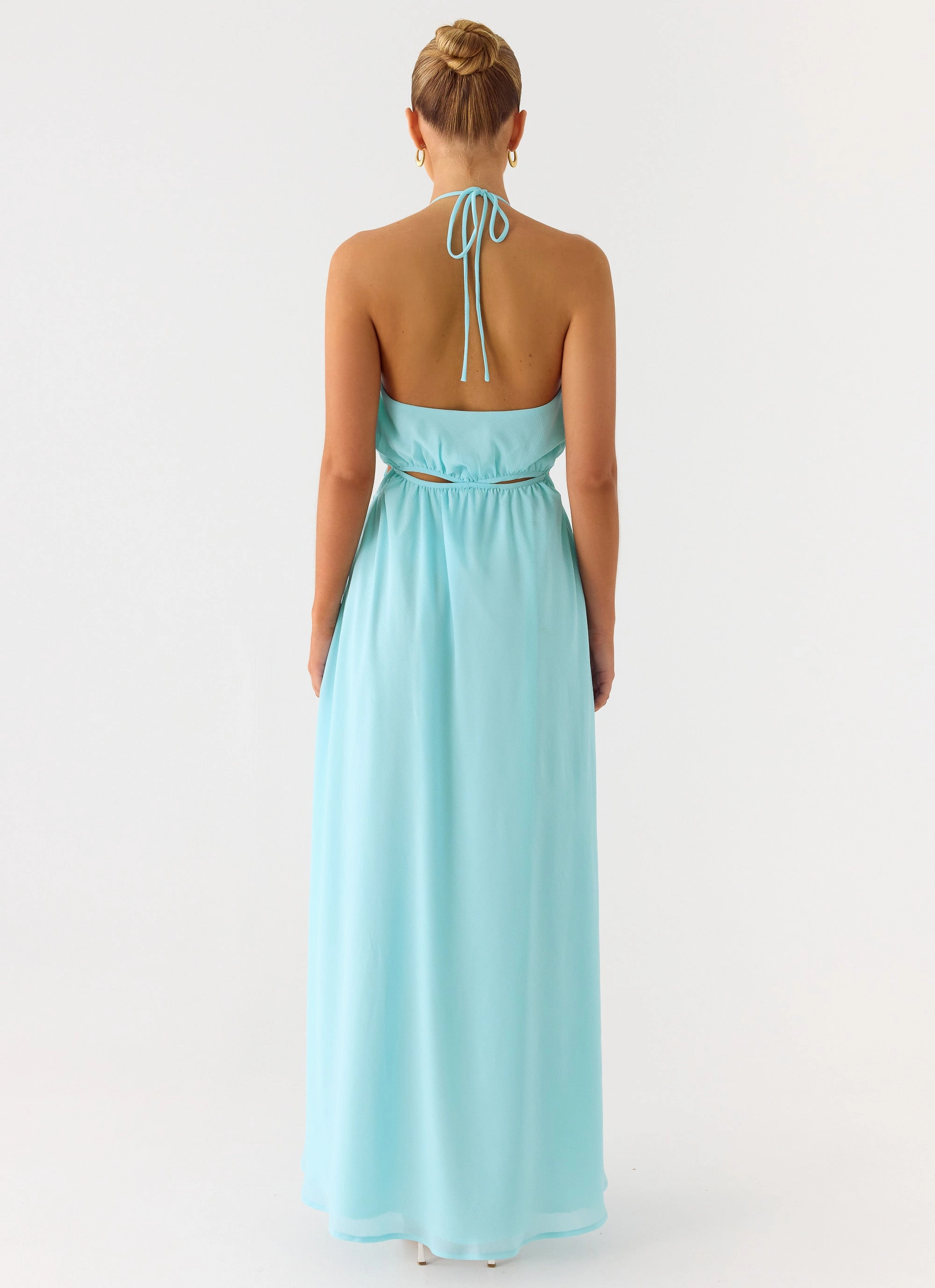 Ardenzelle Chiffon Halter Neck Maxi Dress - Turquoise Shape Hug