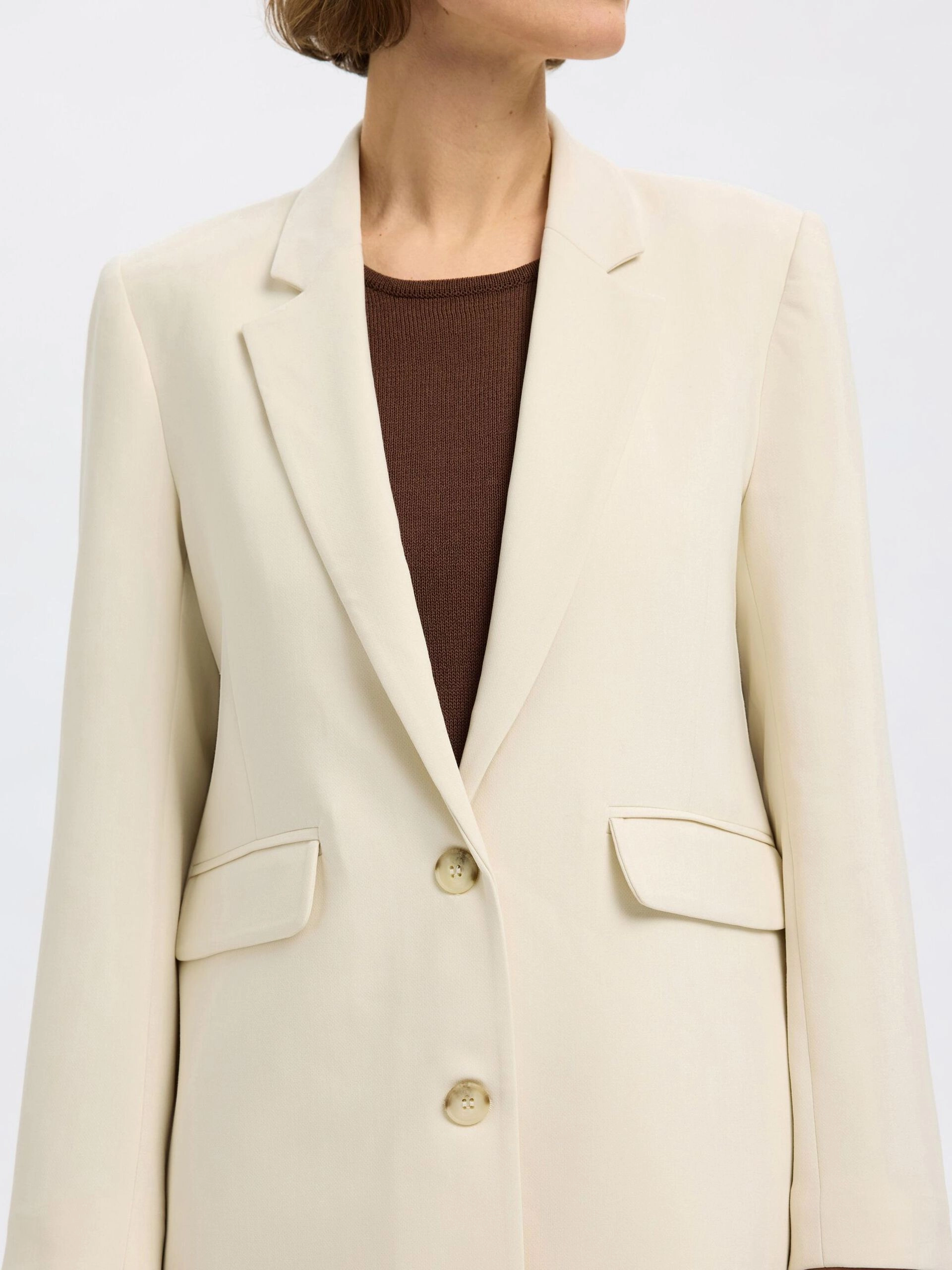 Hypoallergenic Fiber Filling RibbedKnitCollar SELECTED Rita Relaxed Blazer in Birch
