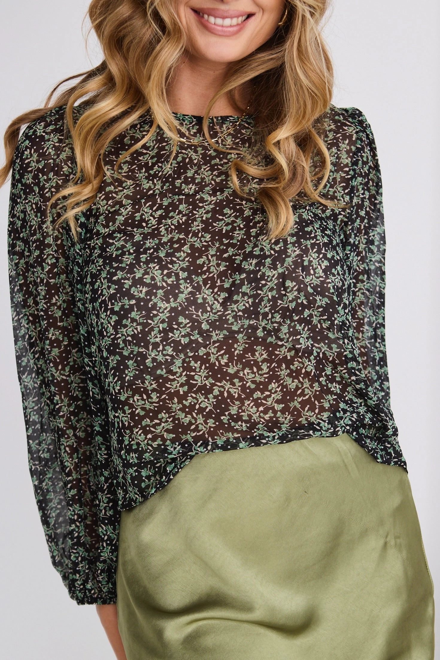 Selena Green Ditsy Georgette Puff Sleeve LS Top Athletic Look Breathable Mesh Insert