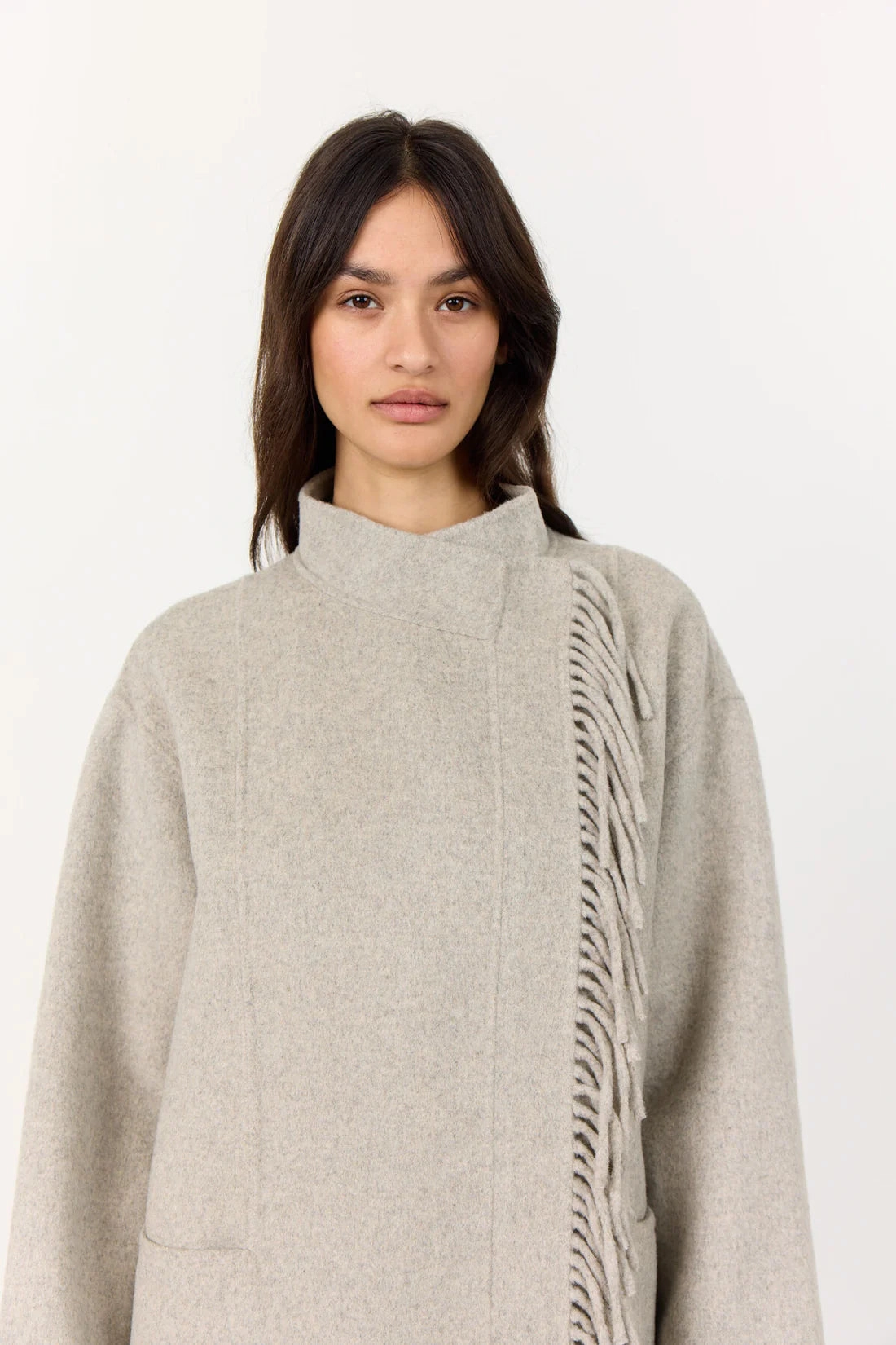 Weather Smart Look Levete Room Owa 35 Fringe Coat in Silver Grey