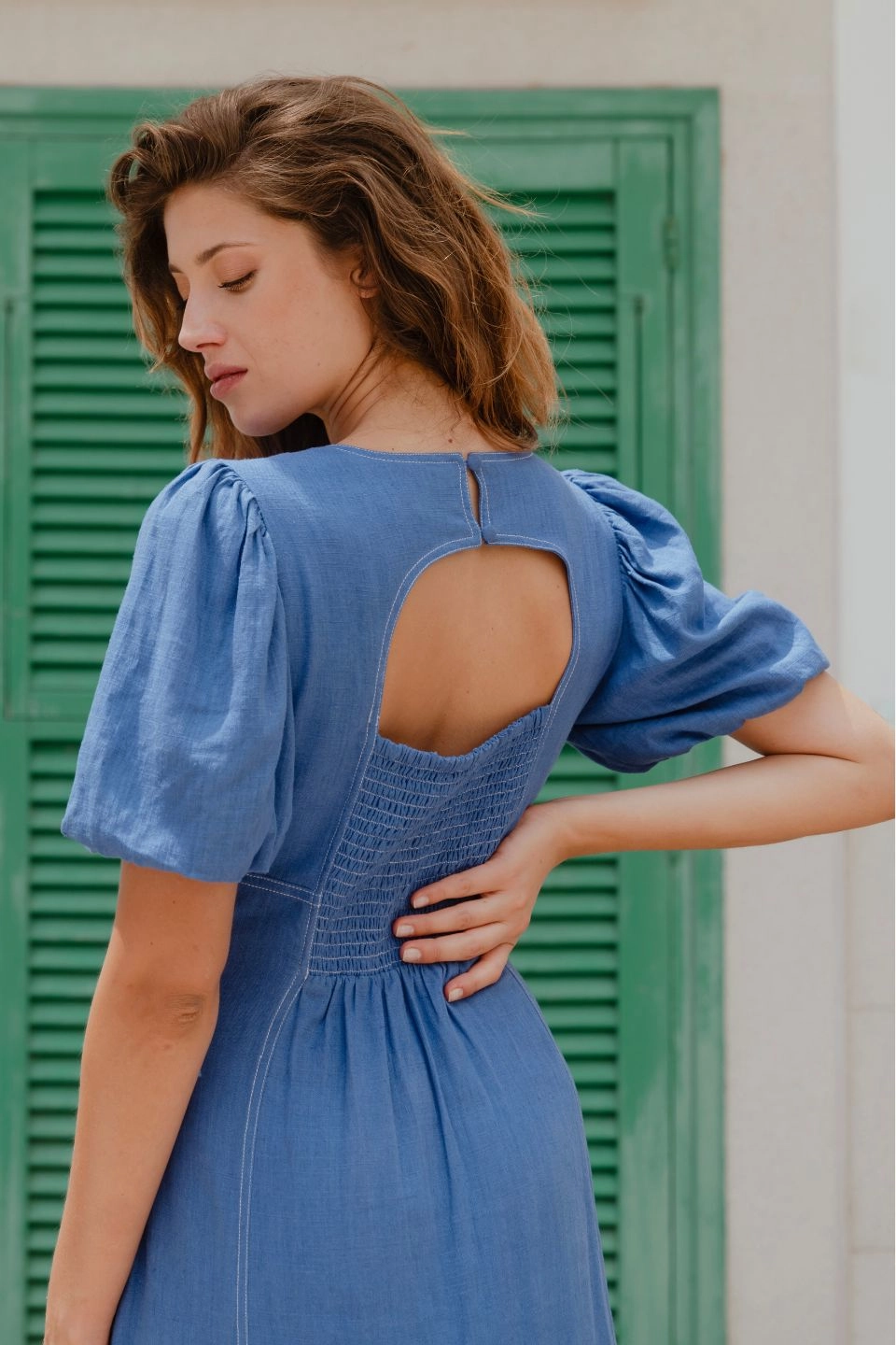 Moment Light State Lake Blue Linen Blend SS Midi Dress