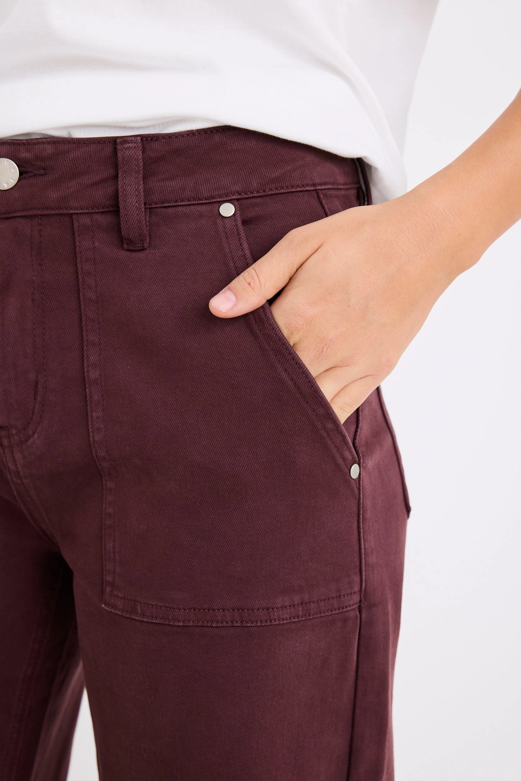 Feature Eggplant Mid Rise Front Pocket Wide Leg Jean Stretch Movement Casual Stretch Wear