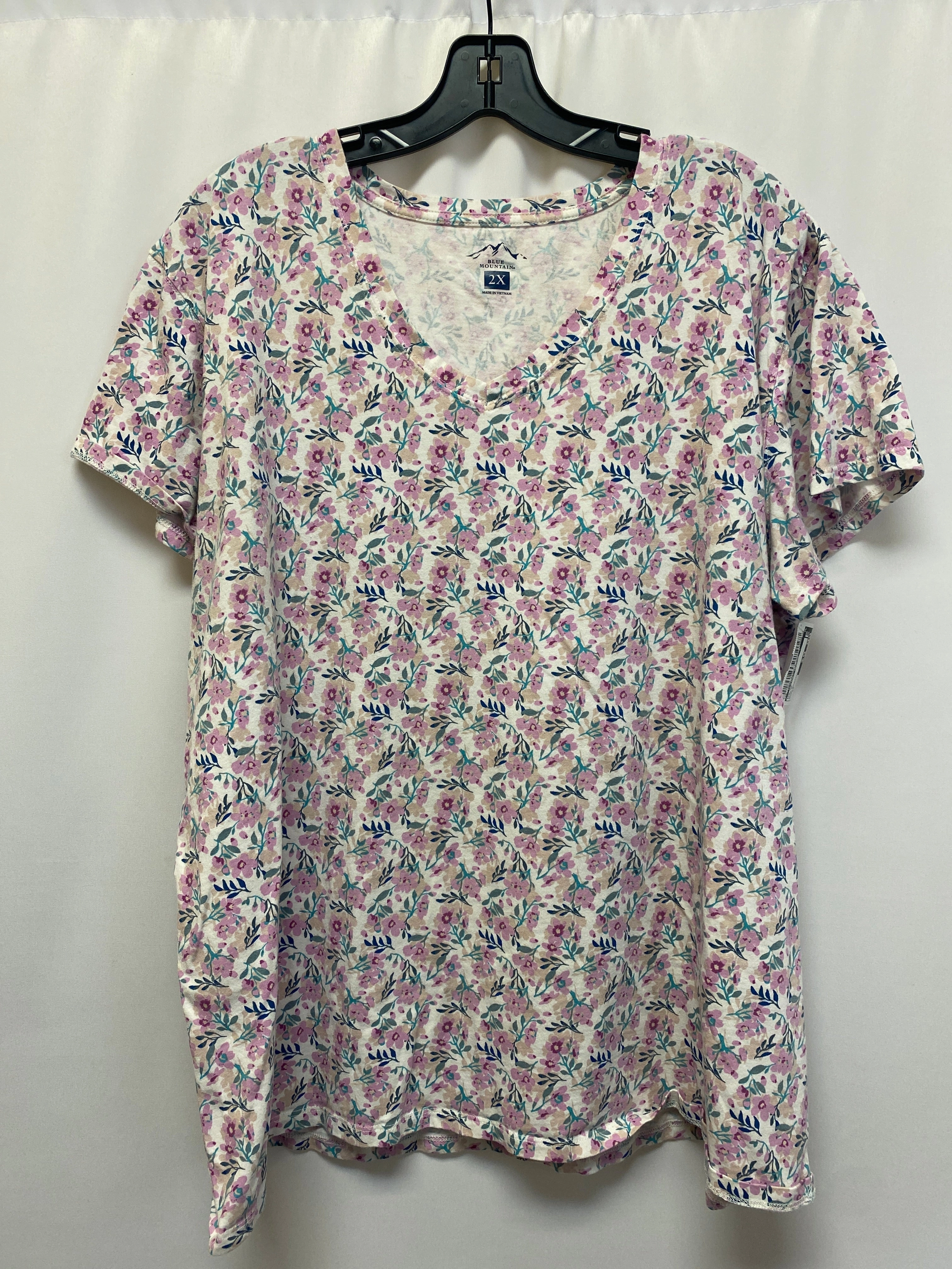 Top Short Sleeve By Clothes Mentor  Size: 2x Non Restrictive Fit
