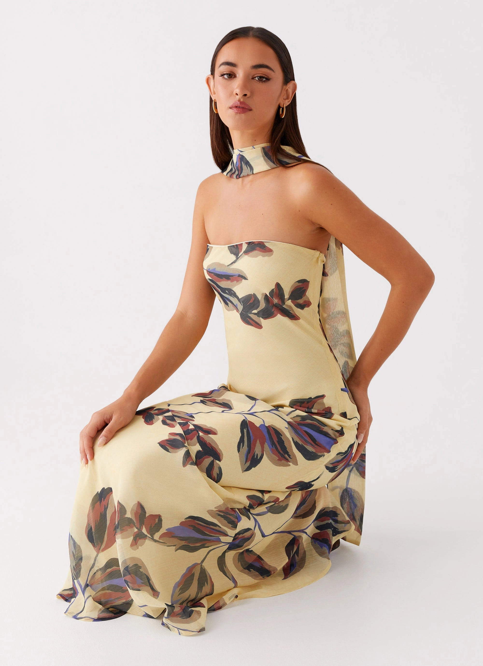 Under The Pagoda Maxi Dress - Buttercream Leaf Print Outfit Core Gloss Accent