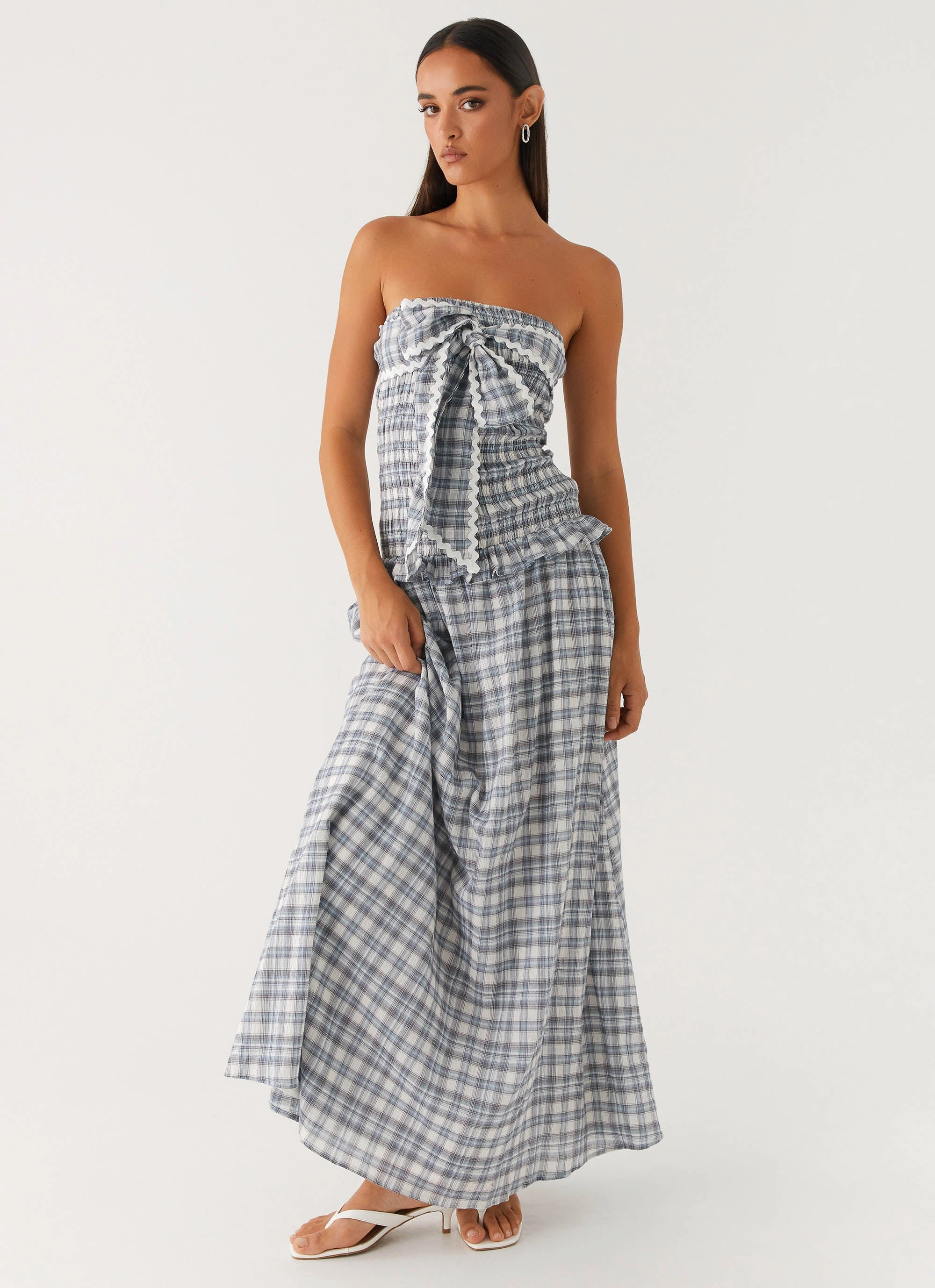 Trend Texture Malia Shirred Maxi Dress - Blue Grey Check