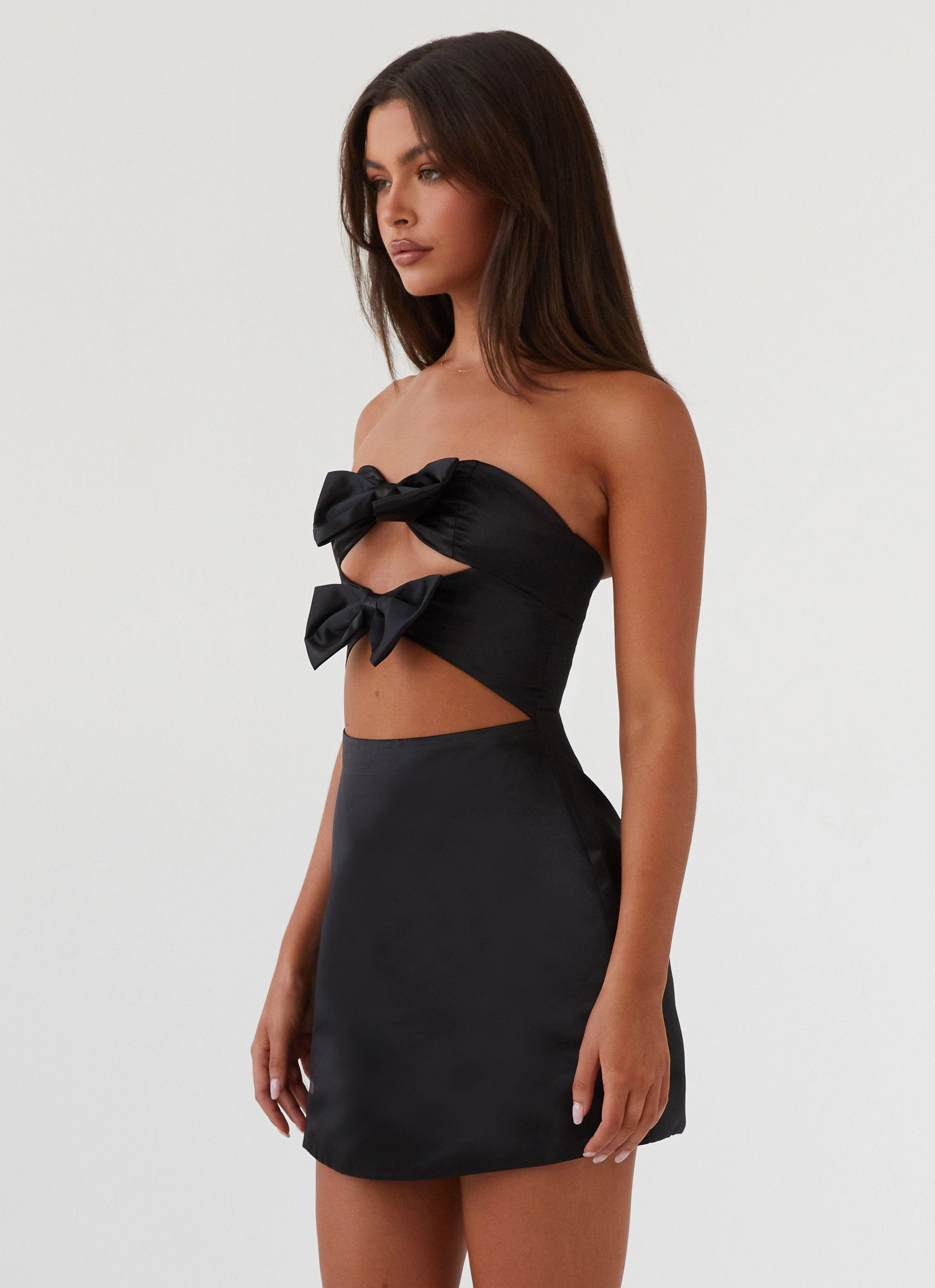 Girl Crush Bow Mini Dress - Black Relaxed Comfort Look