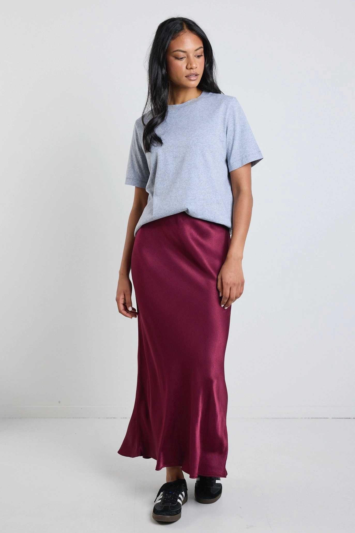 Sleek Detail Vibrant Flow Talent Burgundy Plum Satin Bias Midi Skirt