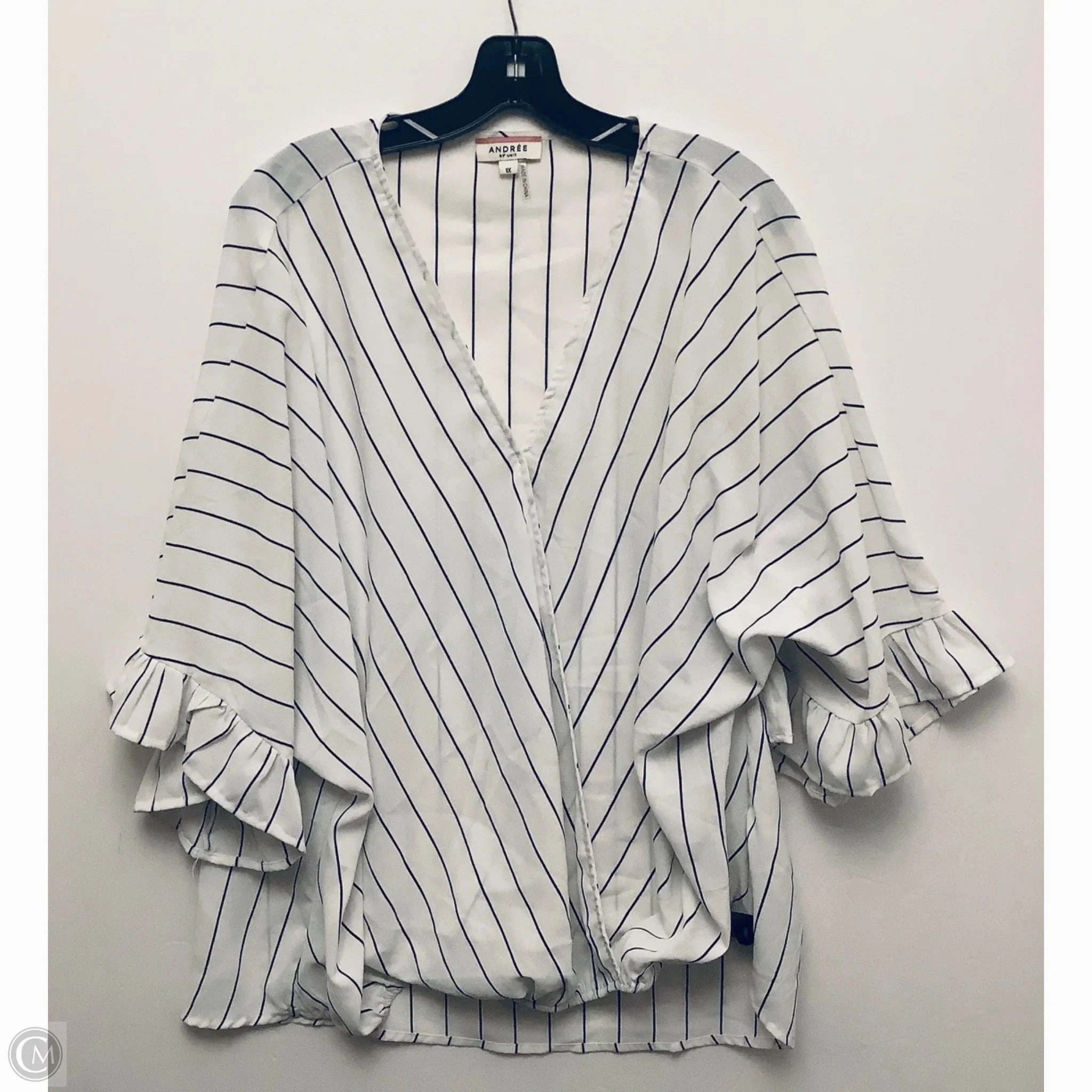 Top Short Sleeve By Andree By Unit In Striped Pattern, Size: 1x Premium Material