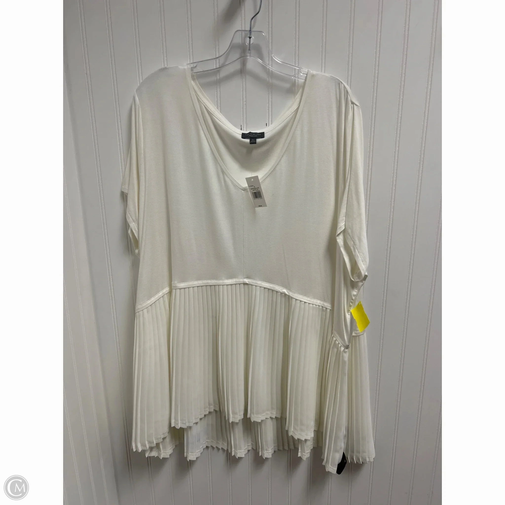 Top Short Sleeve By Clothes Mentor In White, Size: 3x Everyday Style Trend School spirit